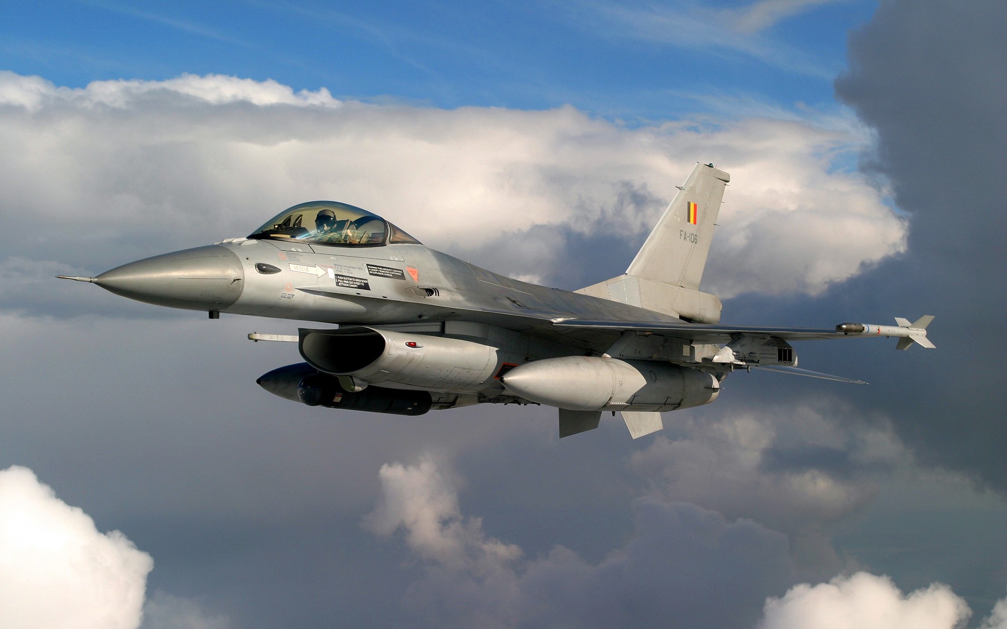 General 2000x1250 General Dynamics F-16 Fighting Falcon military aircraft aircraft vehicle military vehicle military jet fighter Belgian Air Force clouds