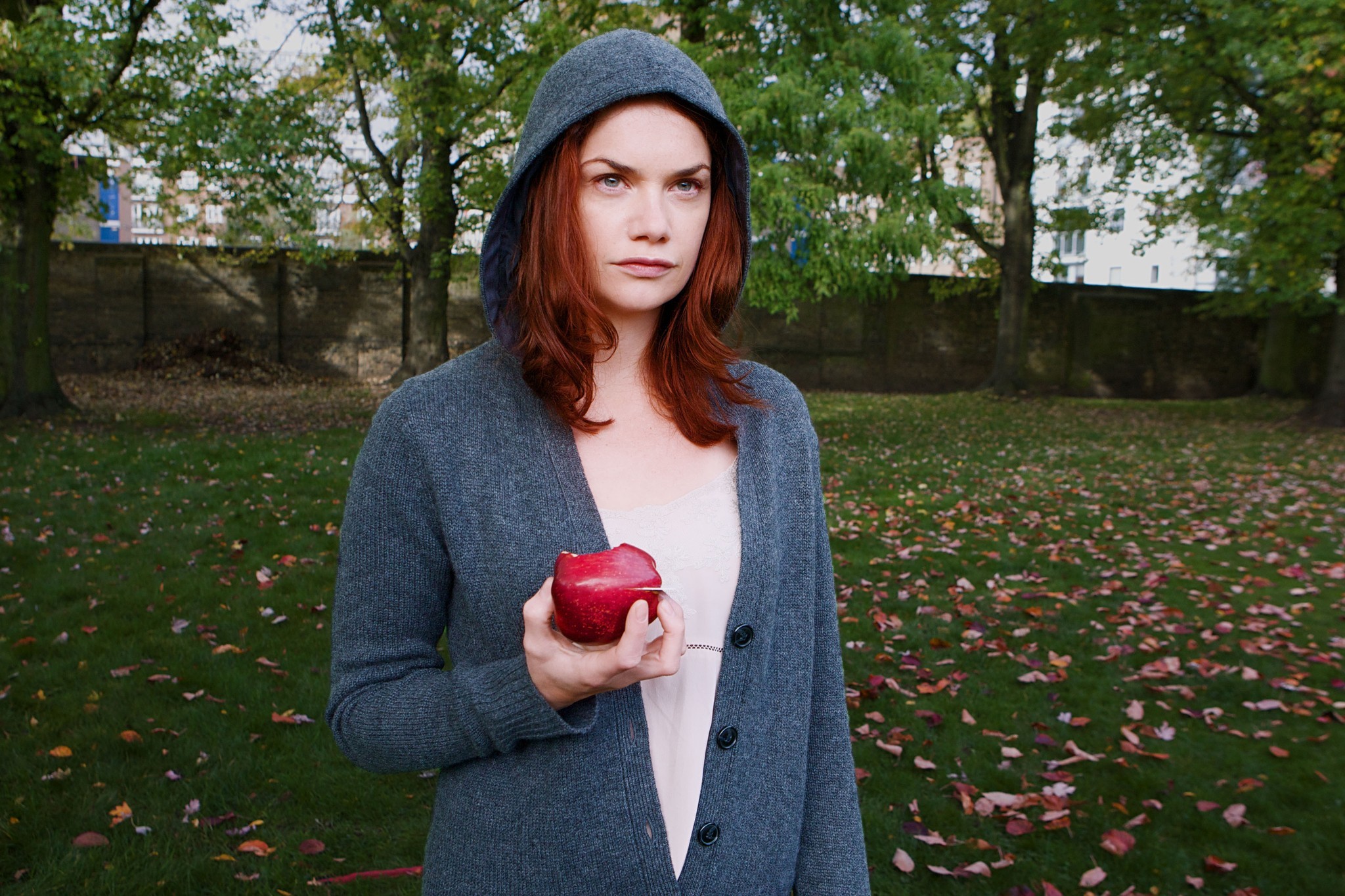 People 2048x1365 women apples redhead Ruth Wilson women outdoors fruit hoods face food