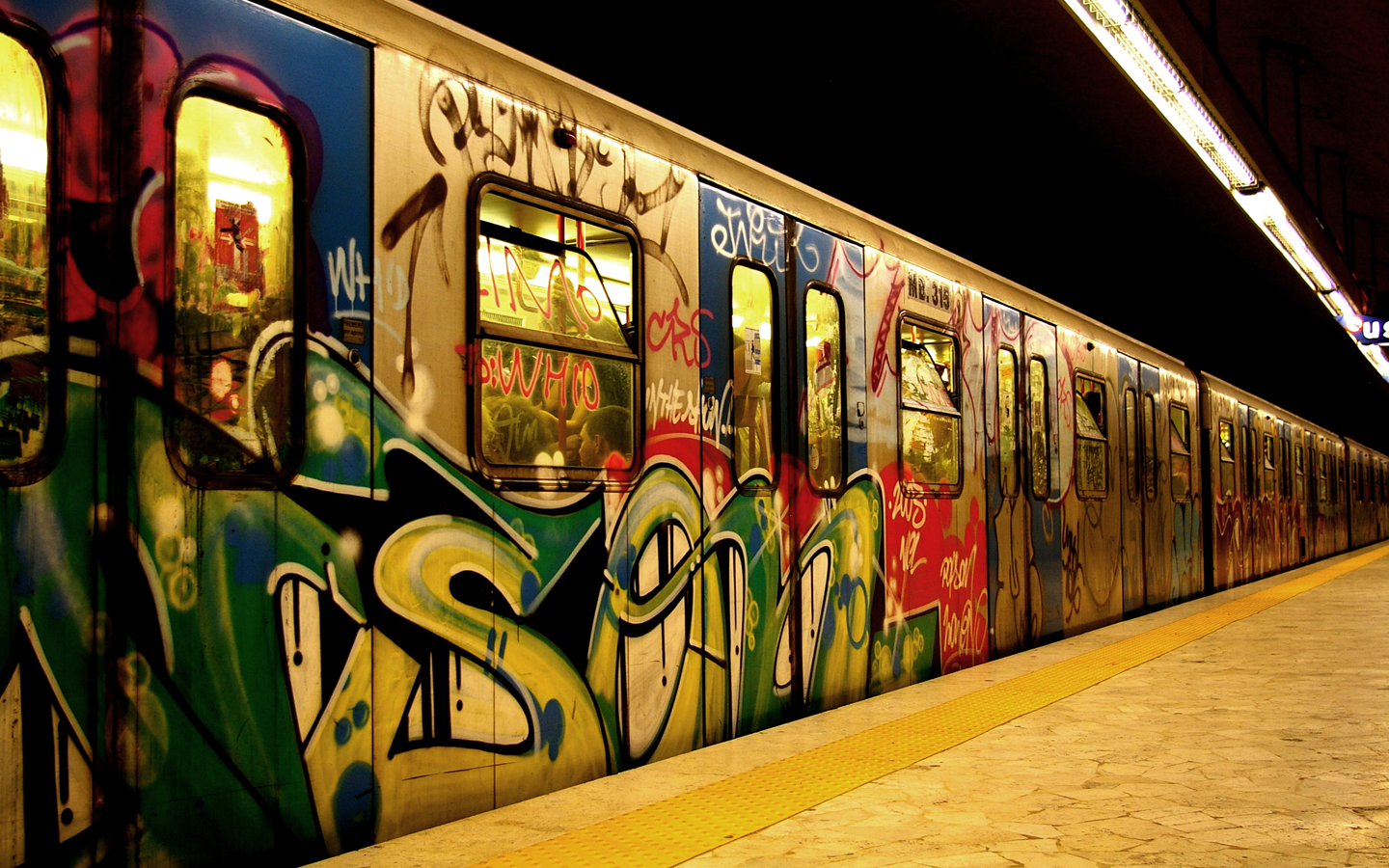 General 1440x900 train graffiti vehicle