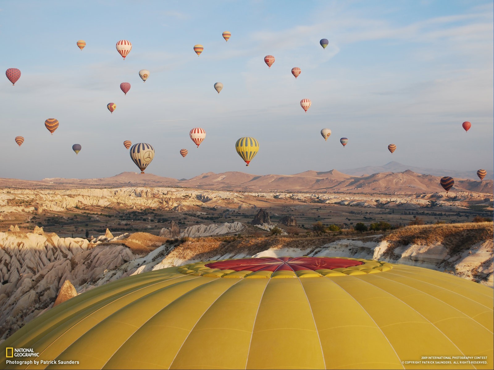 General 1600x1200 sky National Geographic hot air balloons landscape vehicle 2009 (Year)
