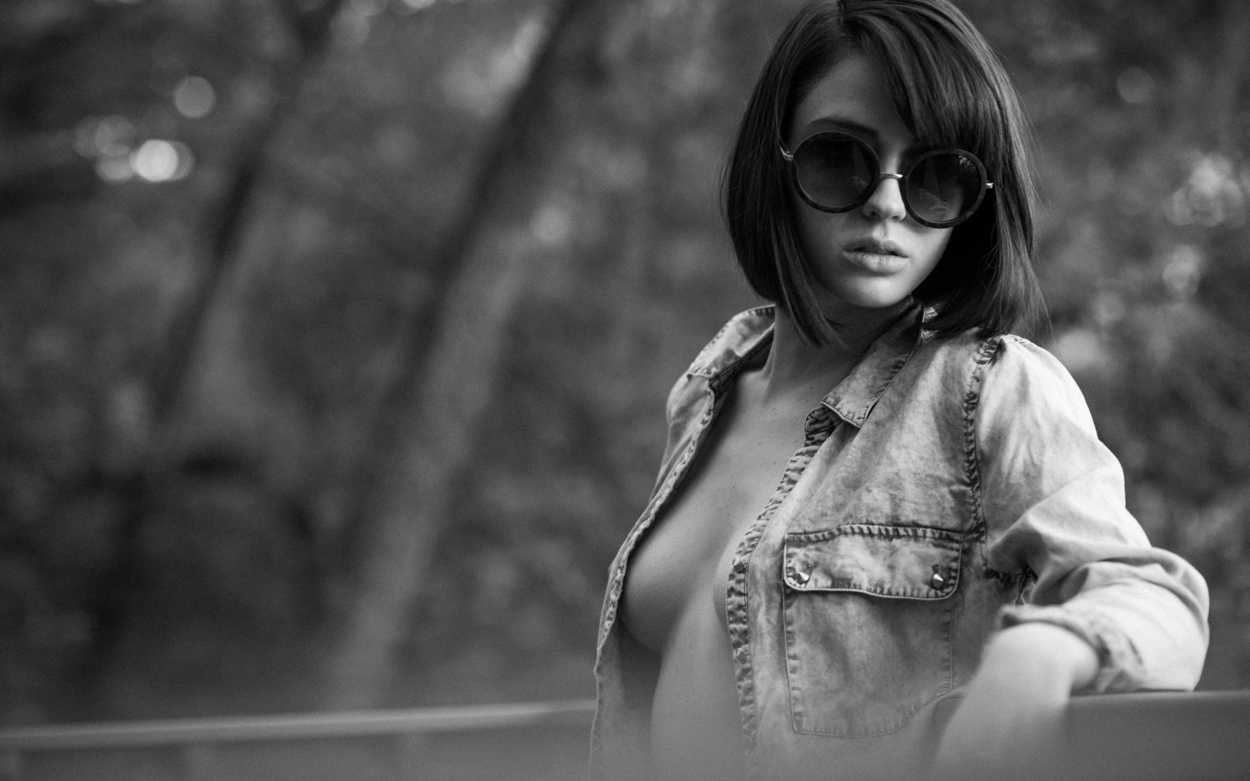 People 2560x1600 women black monochrome brunette open clothes sideboob women with glasses Anna Cash women with shades sunglasses boobs women outdoors cropped