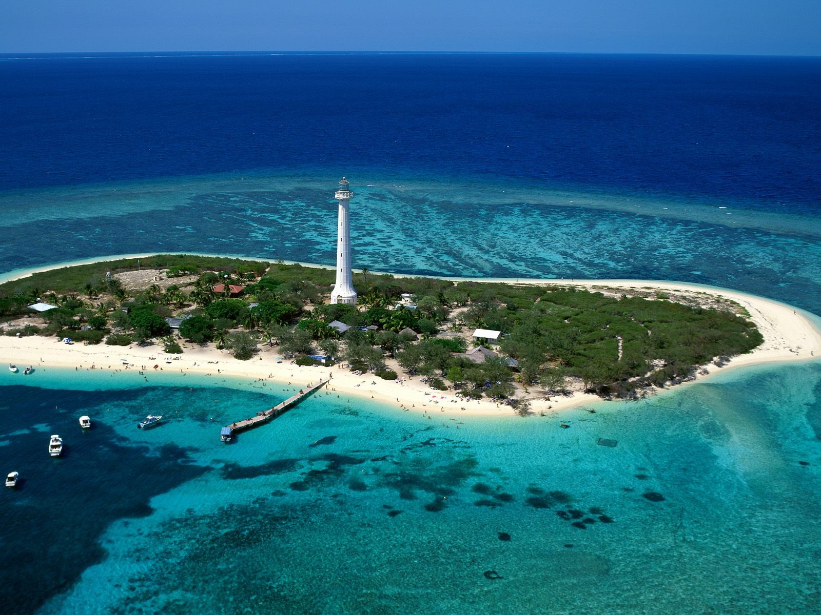 General 1600x1200 lighthouse atols beach island sea resort aerial view