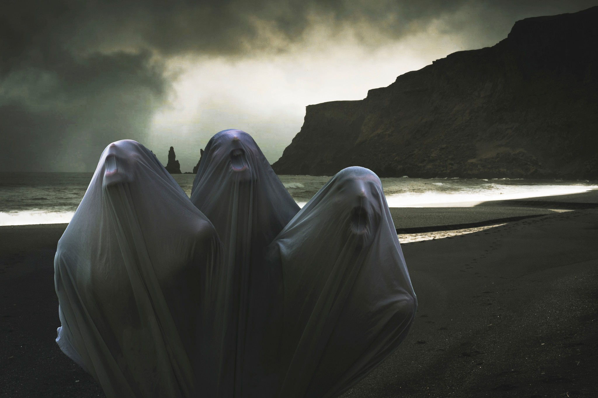 General 2048x1365 artwork surreal landscape sea creepy ghost death beach see-through clothing screaming open mouth black sand overcast men