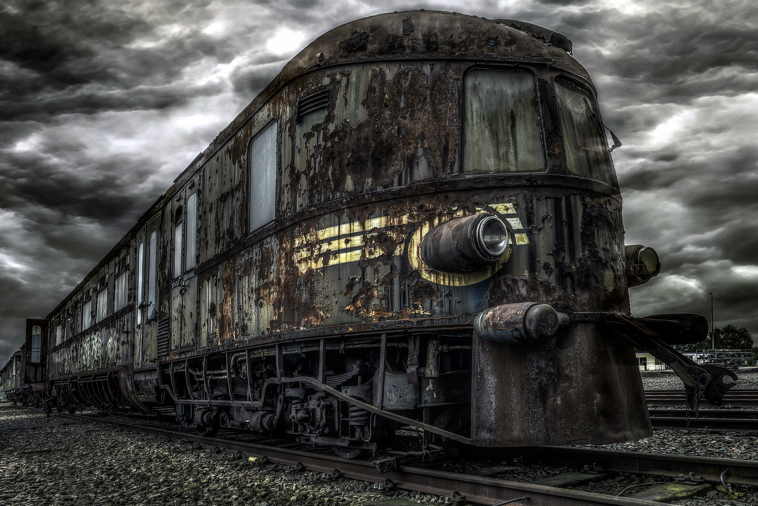 General 2560x1707 train vehicle abandoned old HDR railway overcast wreck