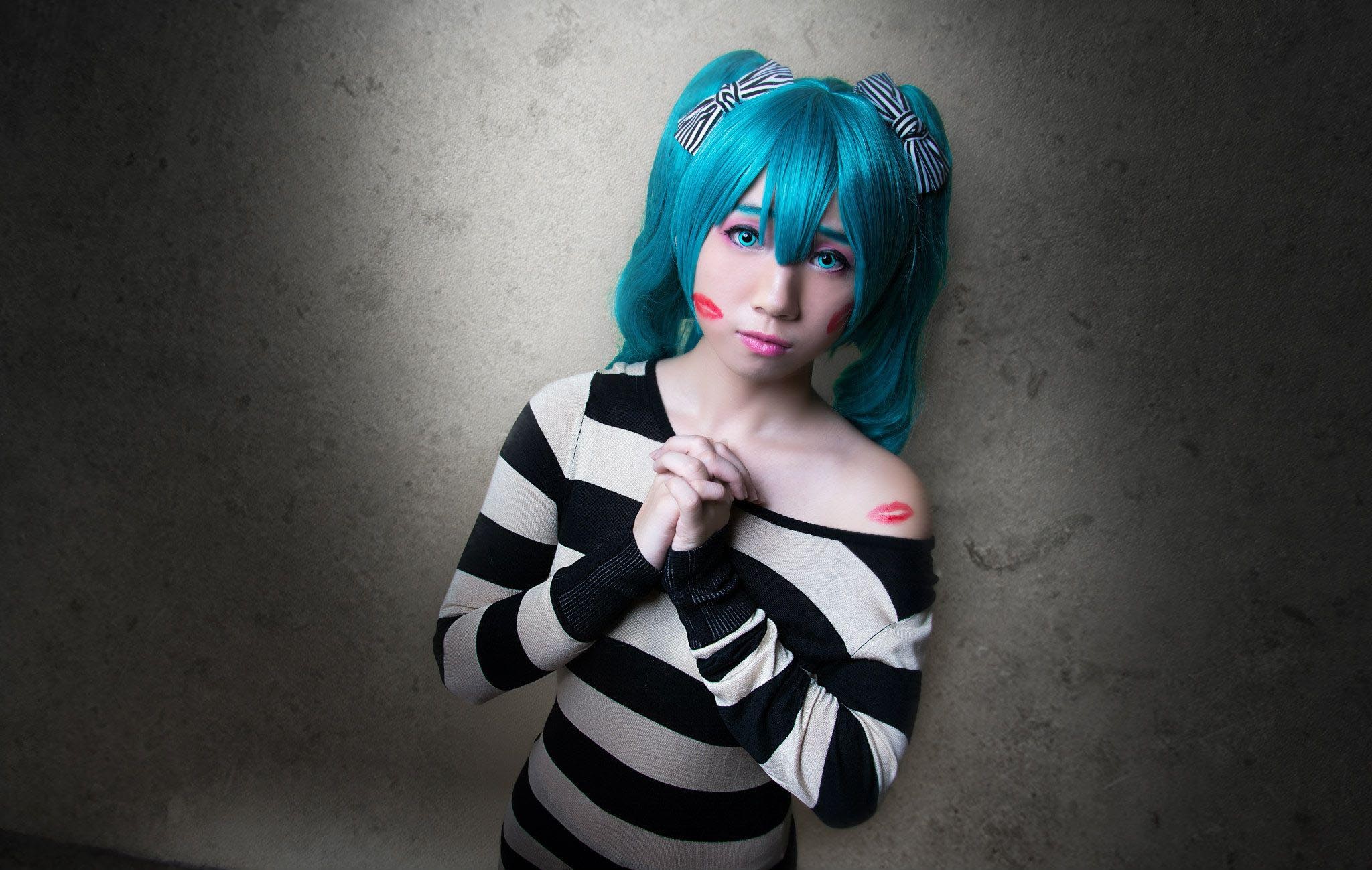 People 2048x1299 cosplay Hatsune Miku women blue hair pink lipstick face paint wigs striped clothing fake iris cyan hair women indoors indoors model lipstick looking at viewer contact lenses