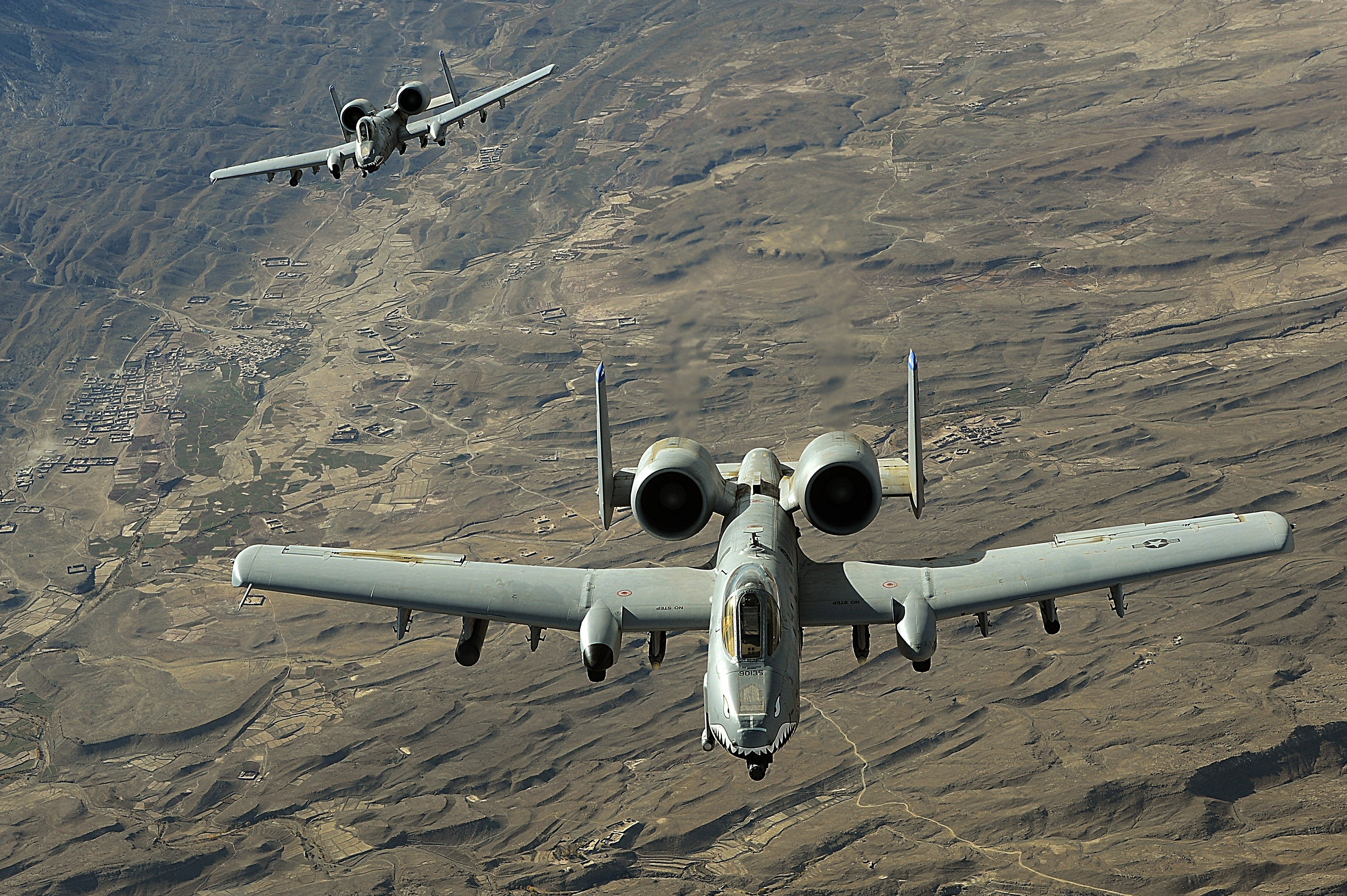 General 3000x1996 aircraft military aircraft Warthog vehicle Fairchild Republic A-10 Thunderbolt II American aircraft flying frontal view landscape