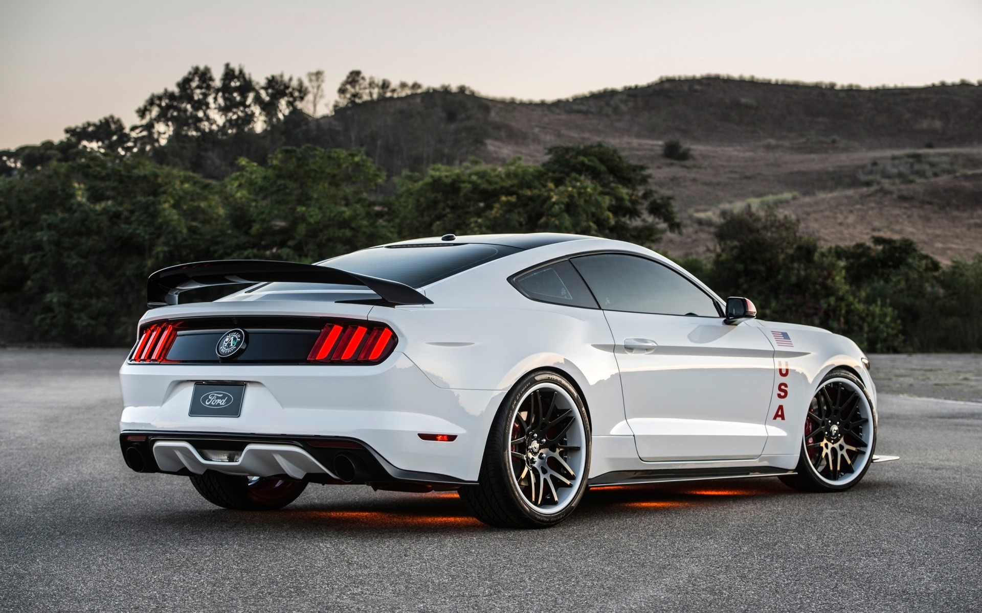 General 1920x1200 Ford Ford Mustang Apollo Edition Ford Mustang car American flag vehicle Ford Mustang S550