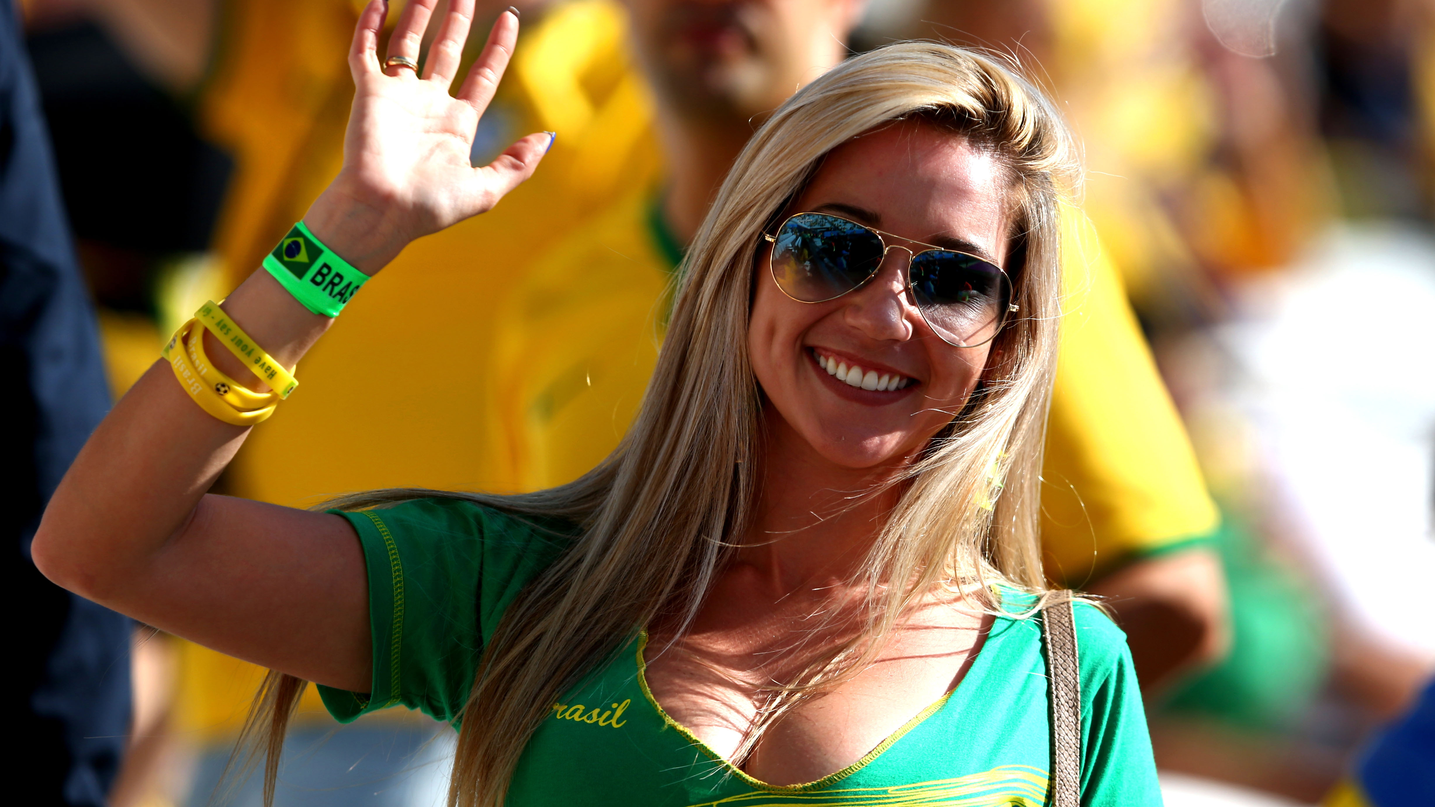 People 4912x2763 women Brazilian blonde smiling women with shades sunglasses long hair