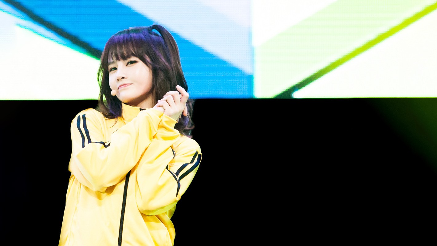People 1422x800 K-pop T-ara Boram Asian Korean women yellow clothing brunette women music