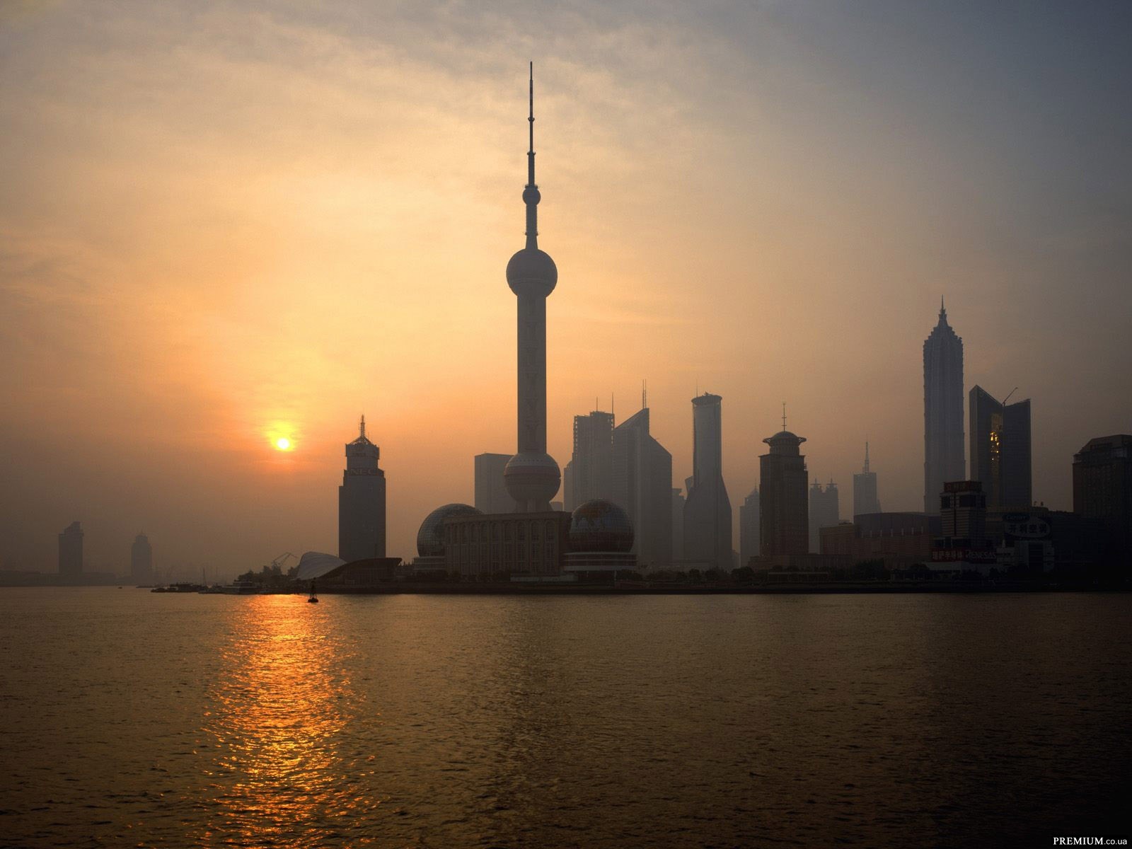 General 1600x1200 Shanghai China city cityscape sunset orange sky skyscraper Asia Sun sunlight water Oriental Pearl TV Tower