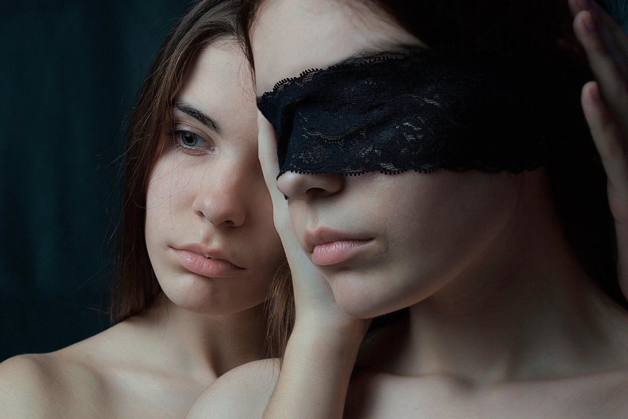 People 2048x1365 women model blindfold twins face tears crying two women sad women indoors indoors closeup looking away hands on head