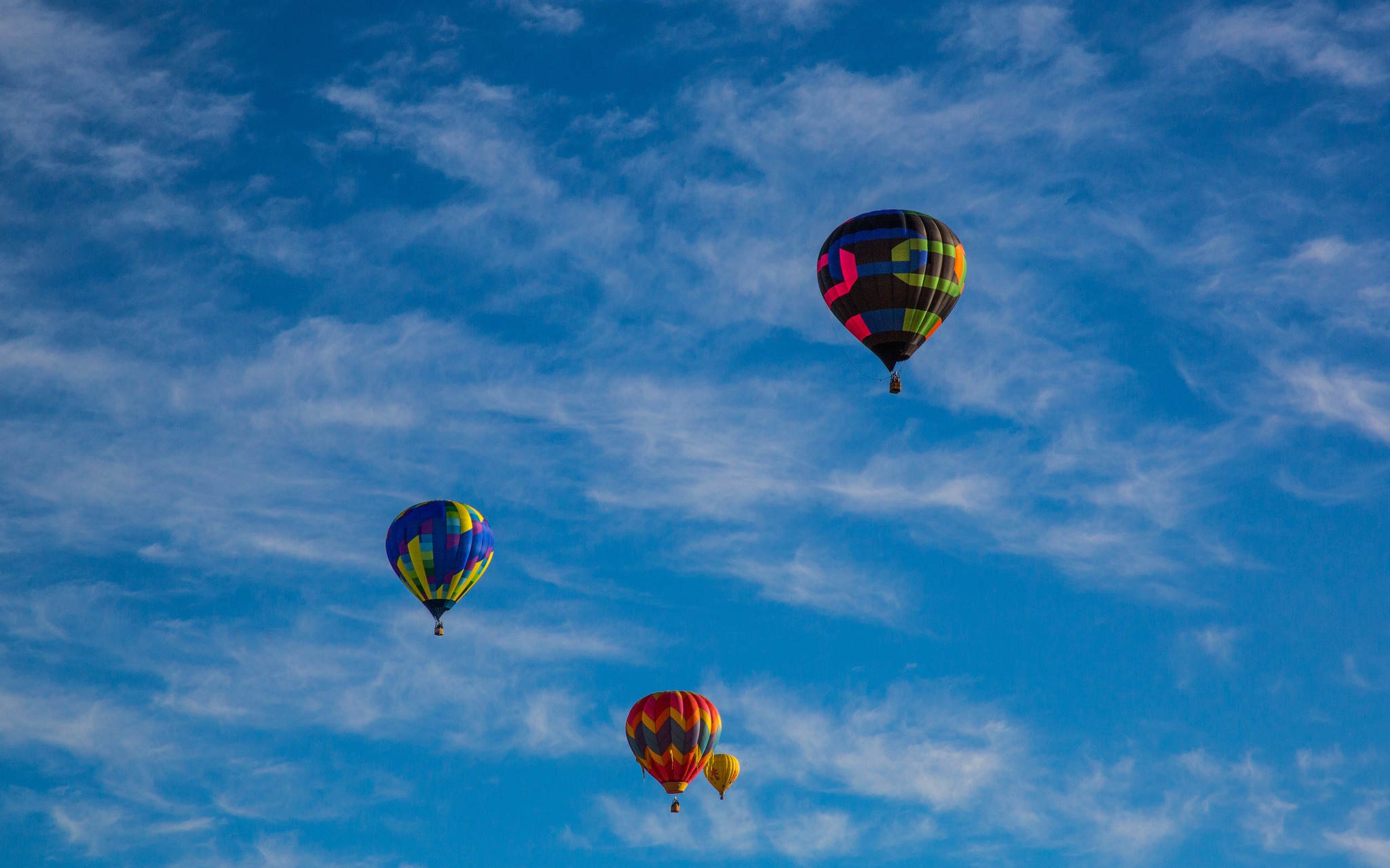 General 2048x1279 hot air balloons sky skyscape vehicle