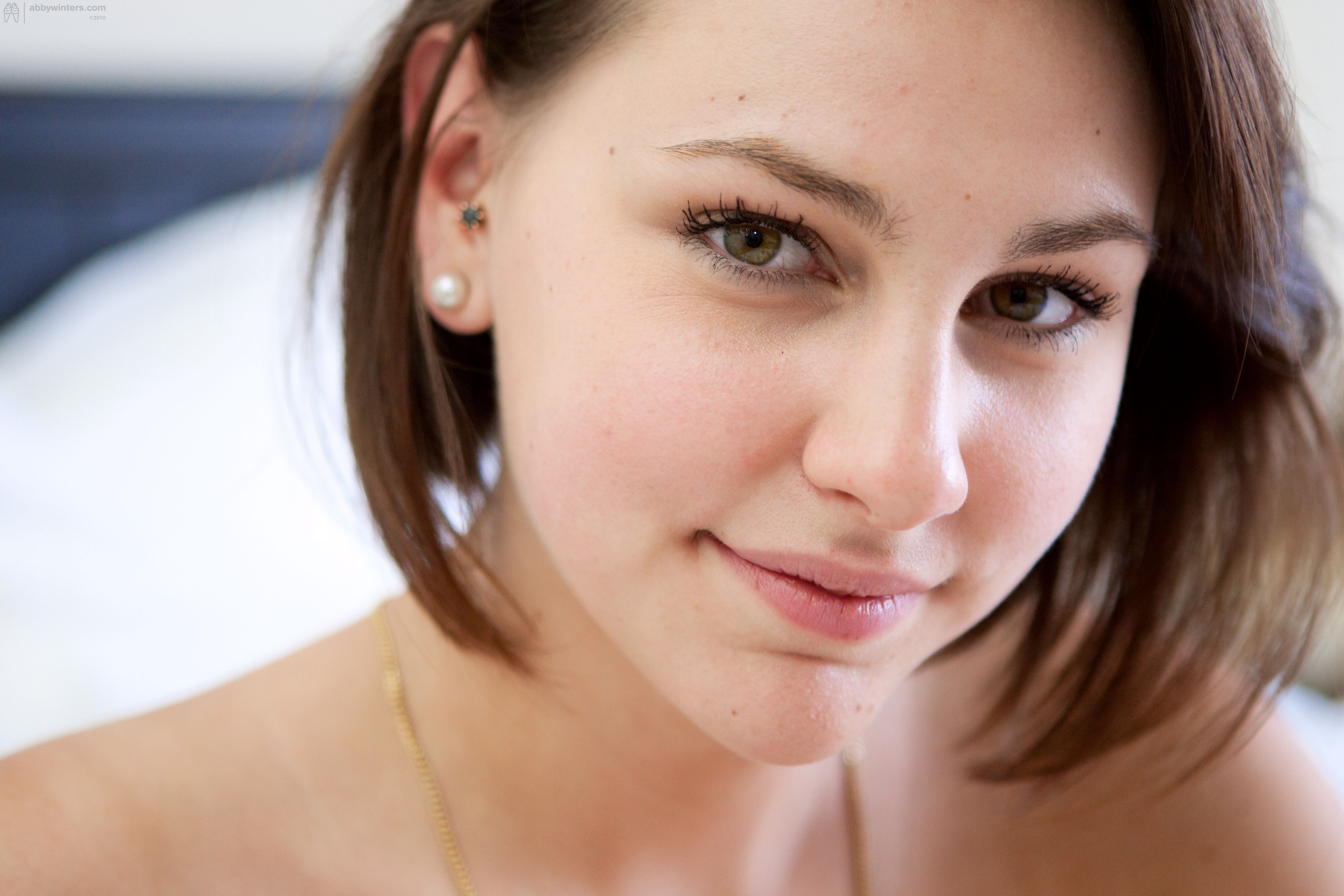 People 3888x2592 brunette Abby Winters Magazine pornstar looking at viewer face smiling short hair women indoors women closeup watermarked