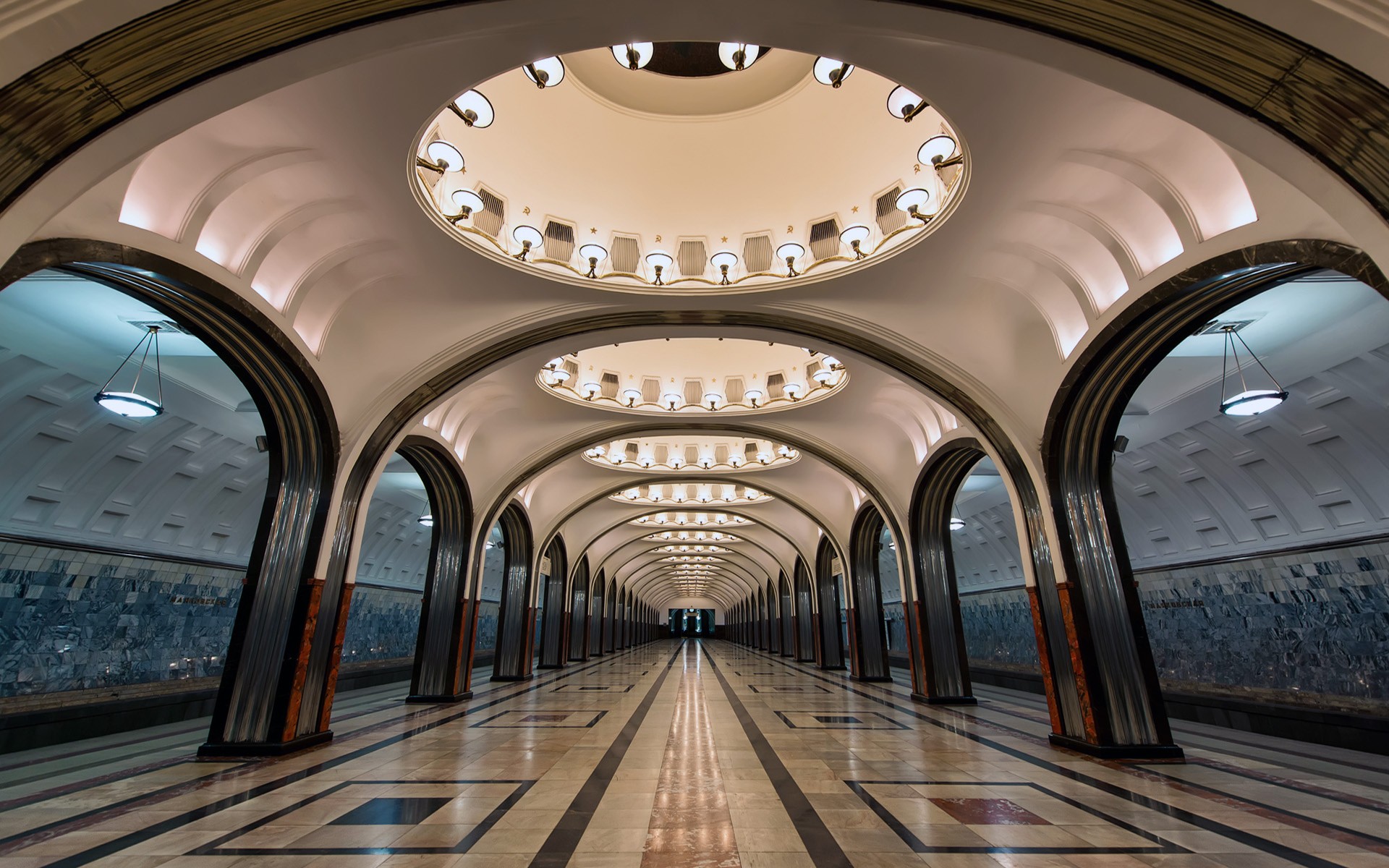 General 1920x1200 architecture Russia subway train station arch tiles lights symmetry circle Moscow