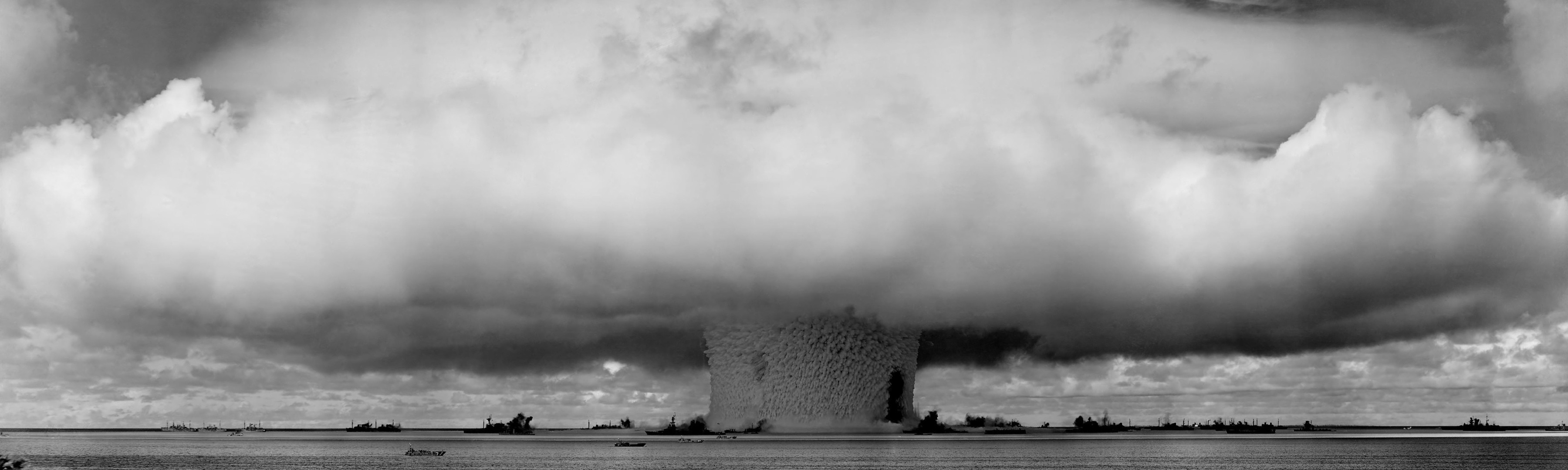 General 3600x1080 atomic bomb monochrome history explosion nuclear mushroom clouds