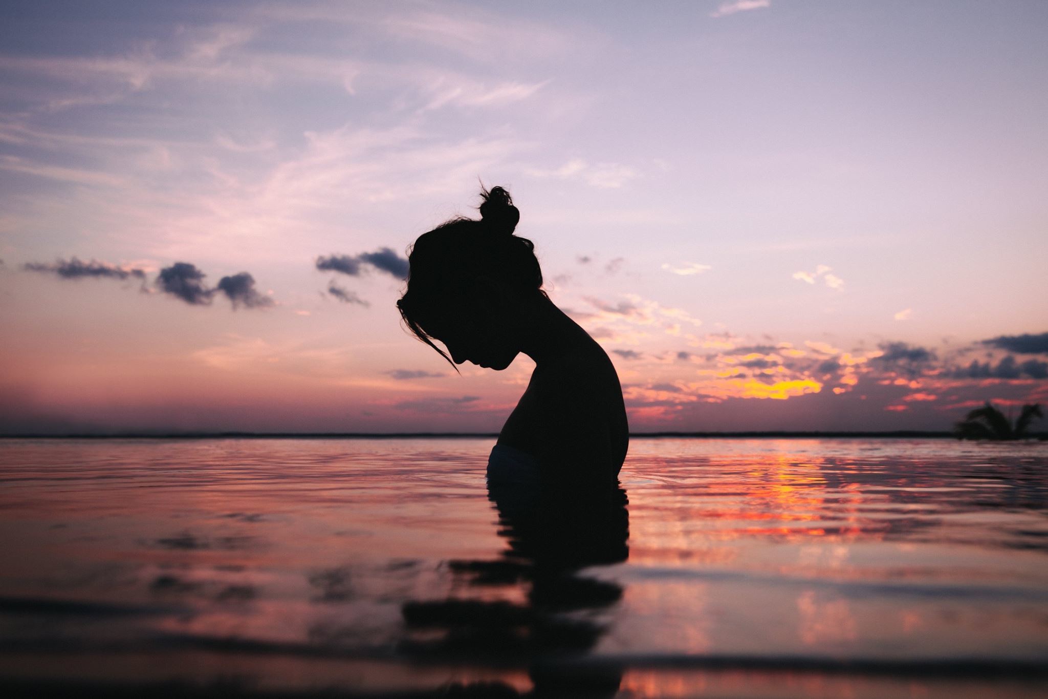 People 2048x1365 silhouette model sea sunset sky clouds Mike Monaghan Marissa Alves women outdoors water in water face profile women low light