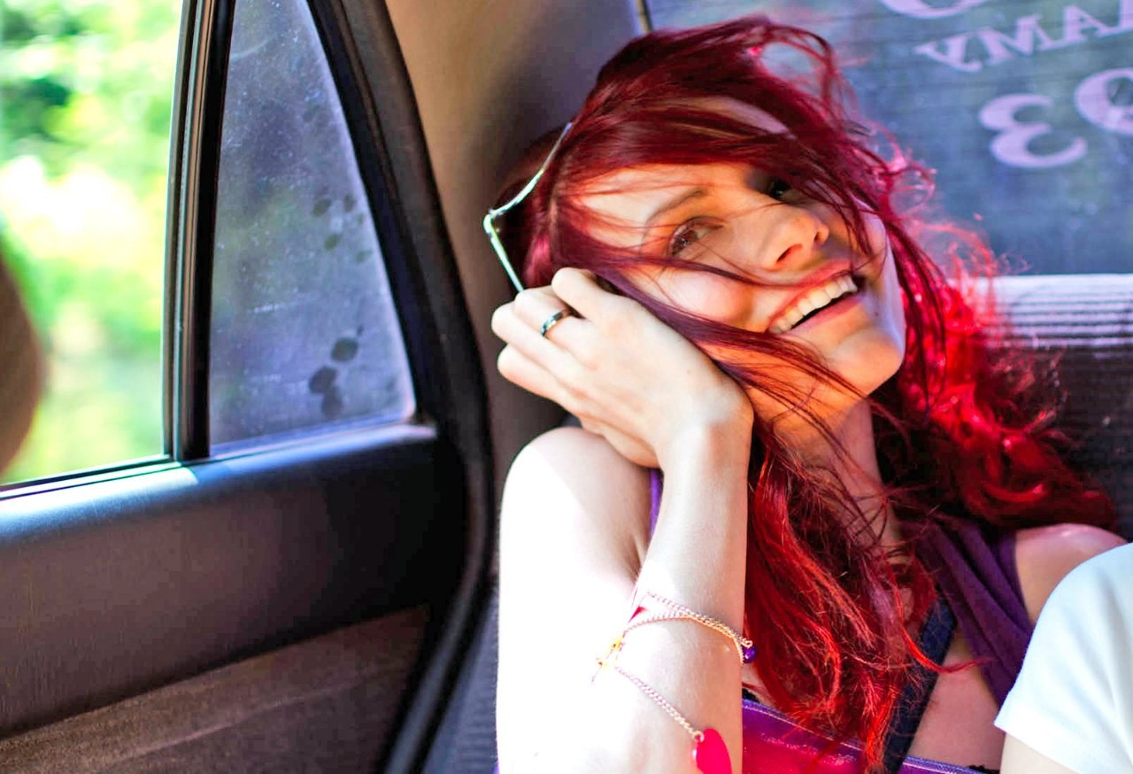 People 1280x874 Julia Vlasova redhead sunglasses women hair in face women with cars smiling women with shades happy dyed hair