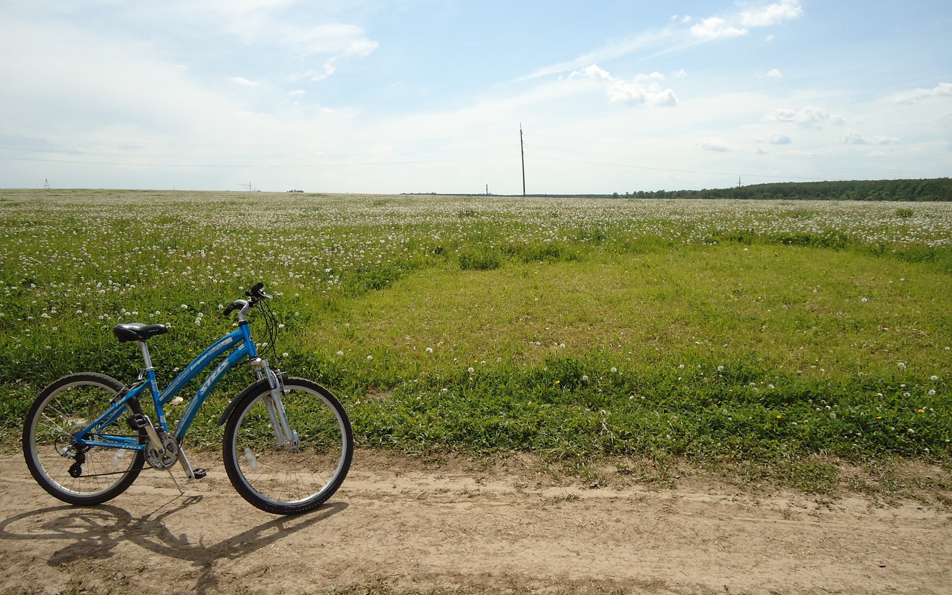 General 1920x1200 field bicycle outdoors daylight dirt road calm grass