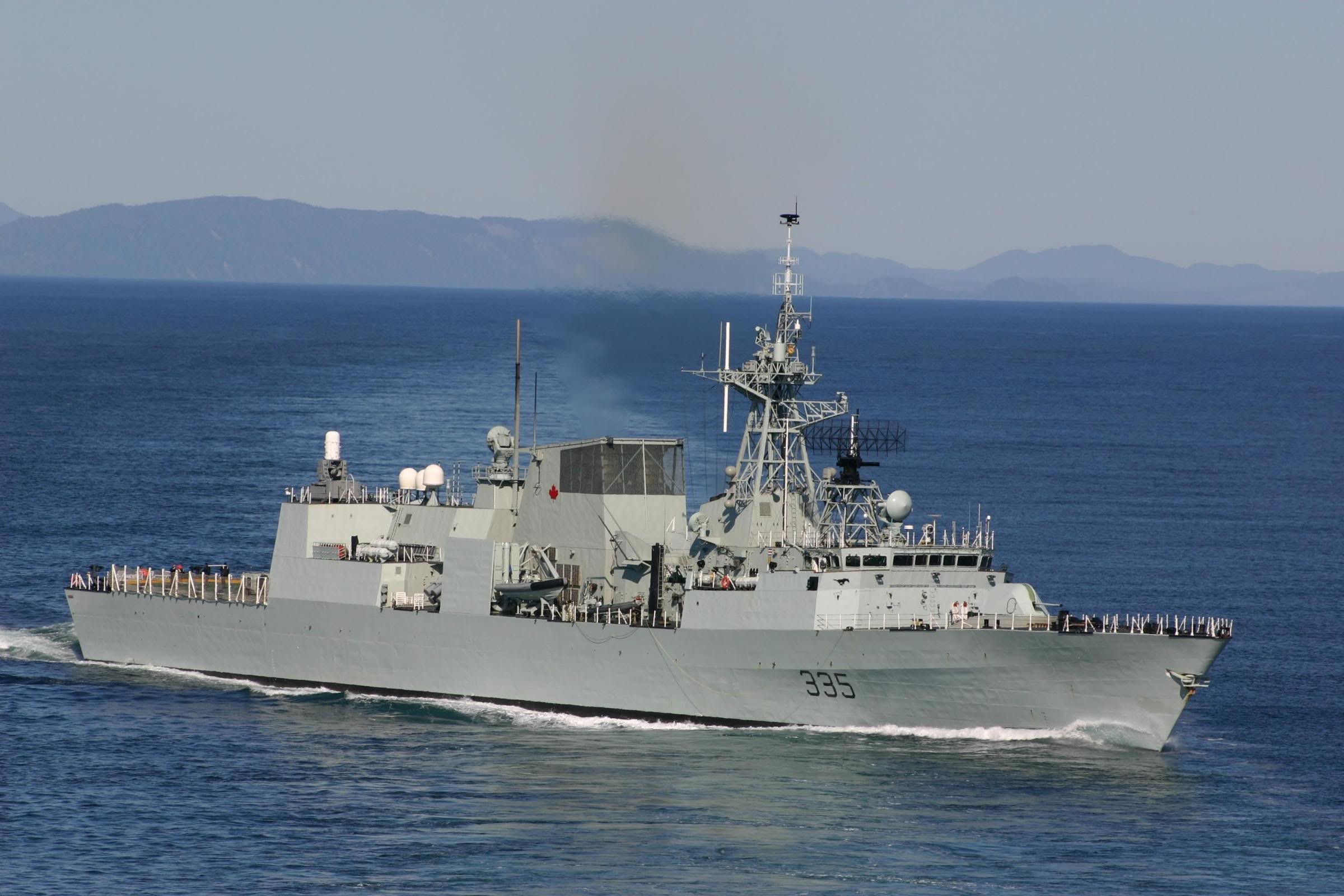 General 2400x1600 warship military ship vehicle military vehicle