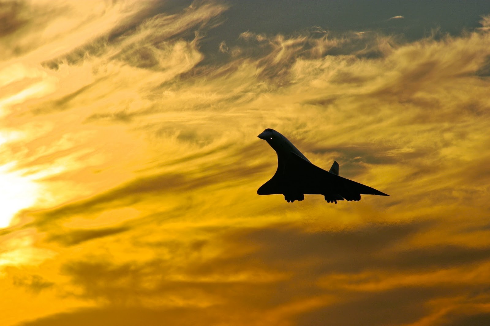 General 1600x1067 Concorde aircraft sky jets silhouette clouds flying photography sunlight vehicle passenger aircraft