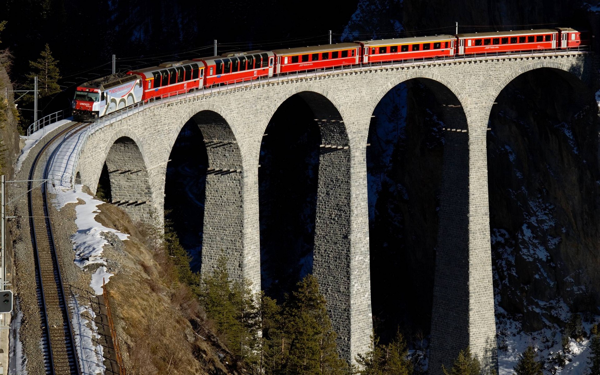 General 1920x1200 train bridge railway viaduct electric locomotives Switzerland vehicle Landwasser Viaduct