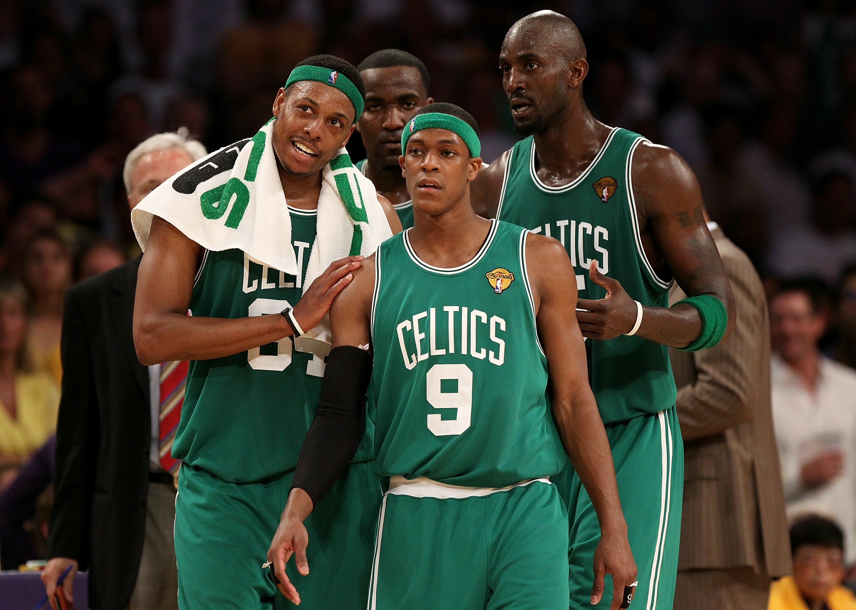 People 3000x2138 NBA basketball Boston Celtics Boston Kevin Garnett Rajon Rondo Paul Pierce men sport Group of Men numbers