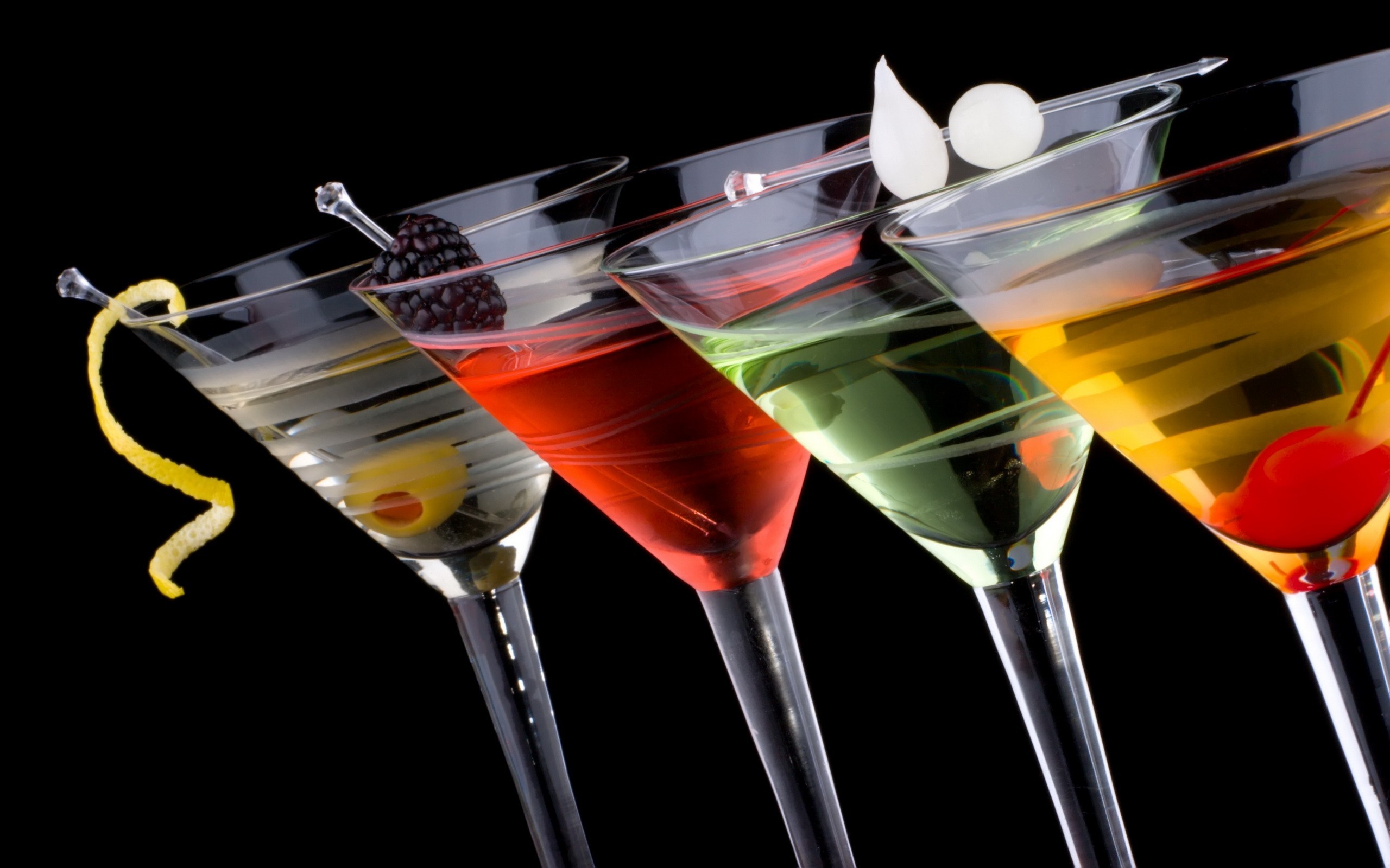 General 2560x1600 cocktails drinking glass food alcohol digital art simple background black background