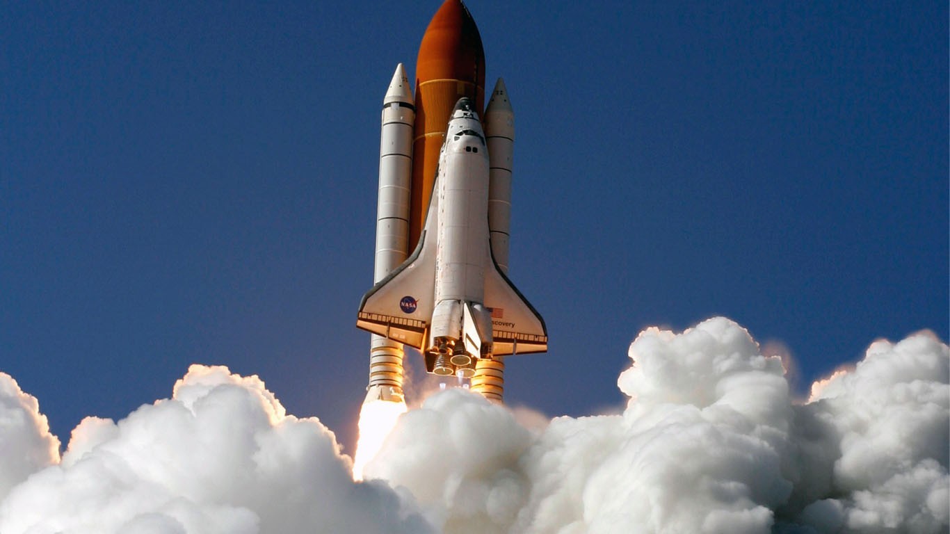 General 1366x768 space space shuttle launching Space Shuttle Discovery vehicle NASA