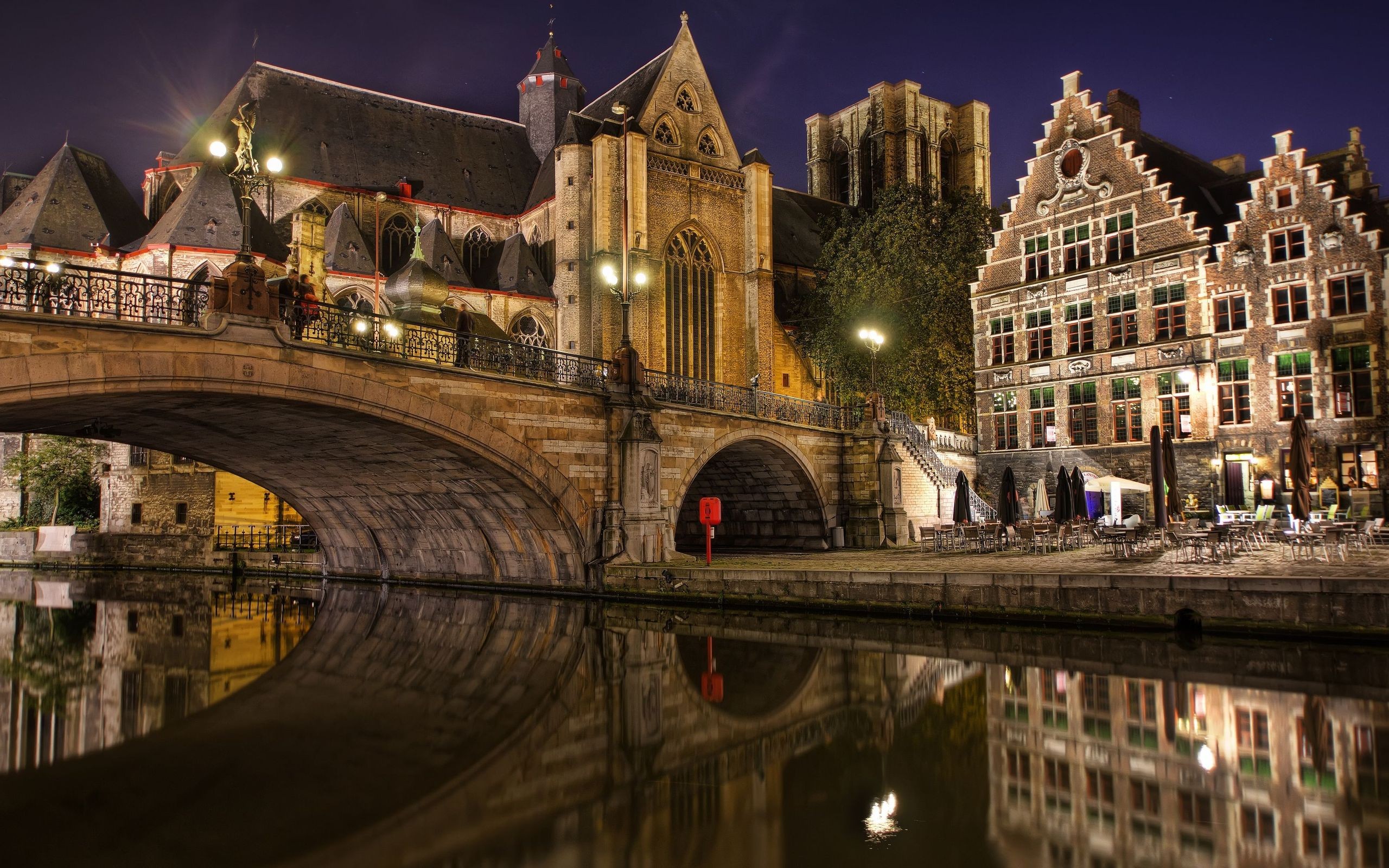 General 2560x1600 cityscape river reflection night street light Belgium Gent old building