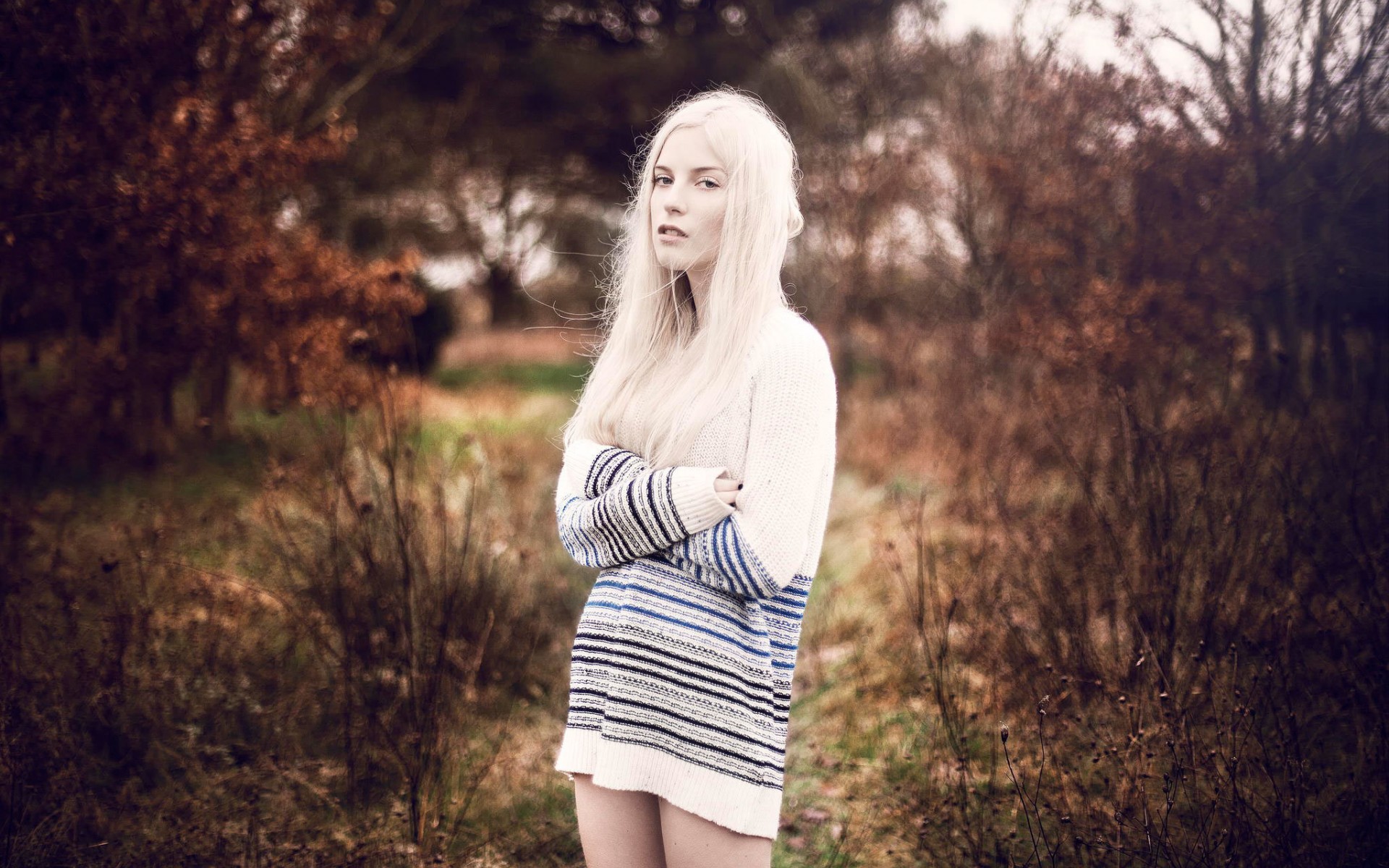 People 1920x1200 women outdoors arms crossed sweater dress platinum blonde arms on chest standing looking at viewer women model pale white hair
