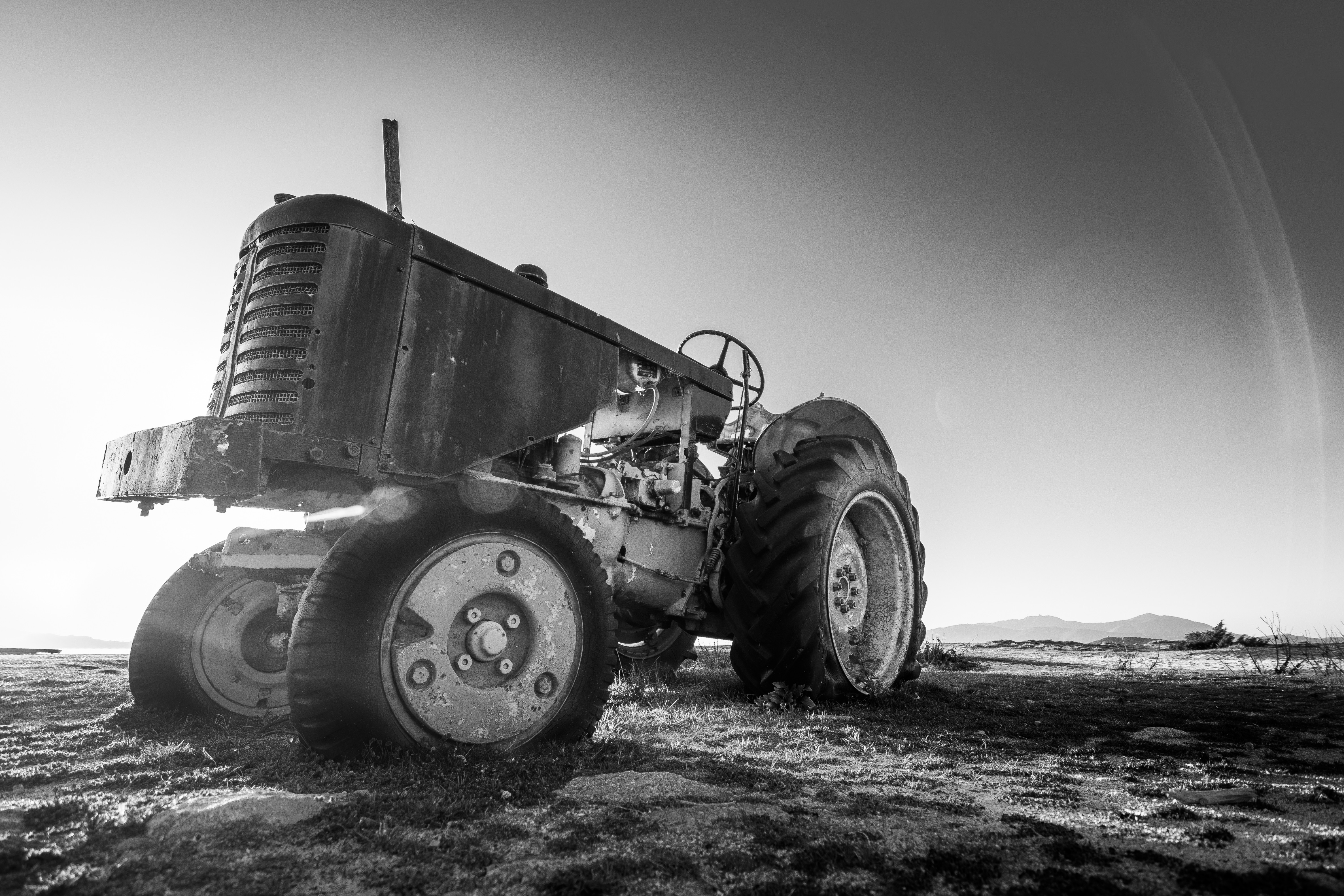 General 4743x3162 Corsica tractors vintage beach heavy equipment field low-angle monochrome vehicle