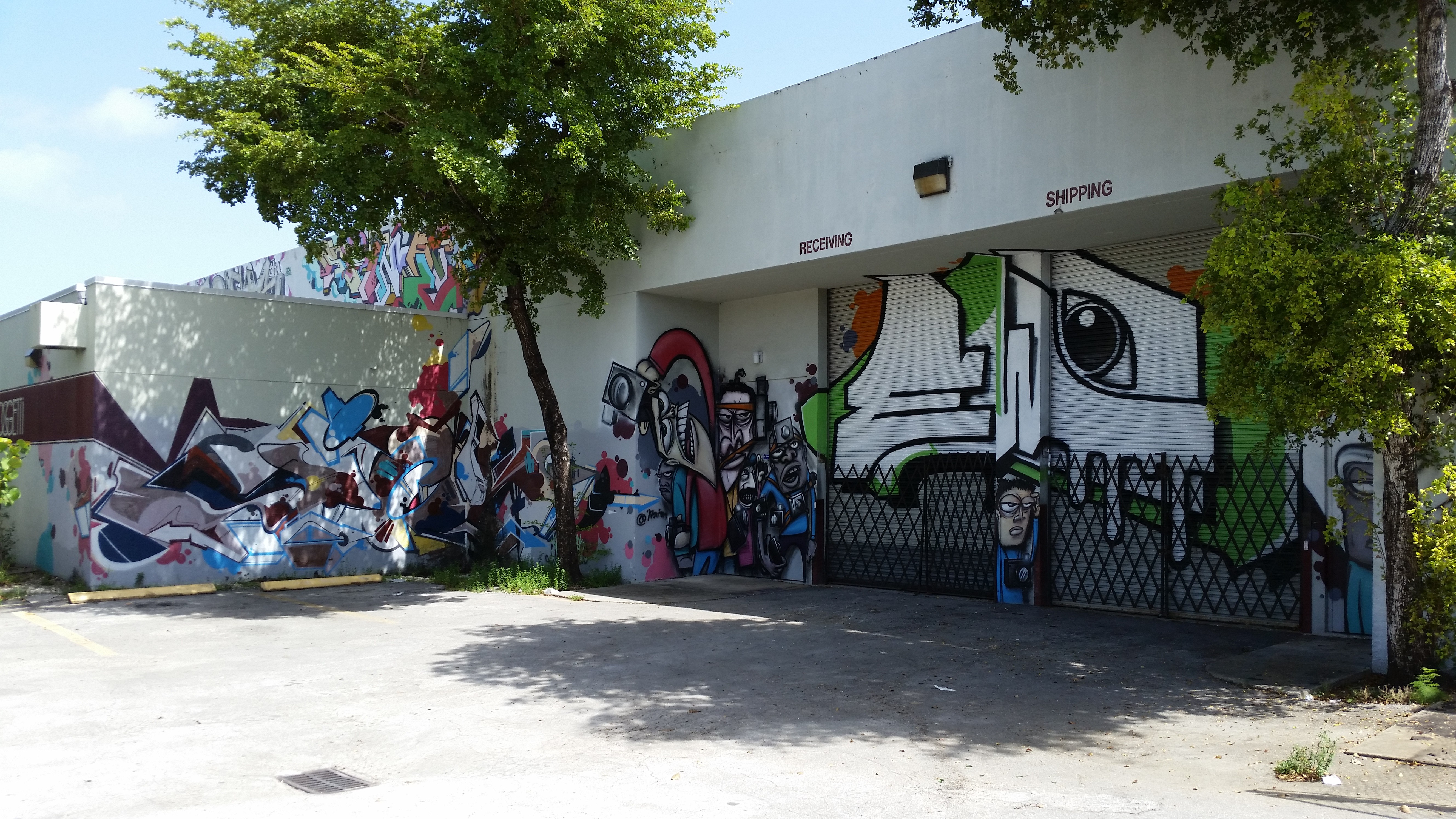 General 5312x2988 street Miami graffiti wall urban USA