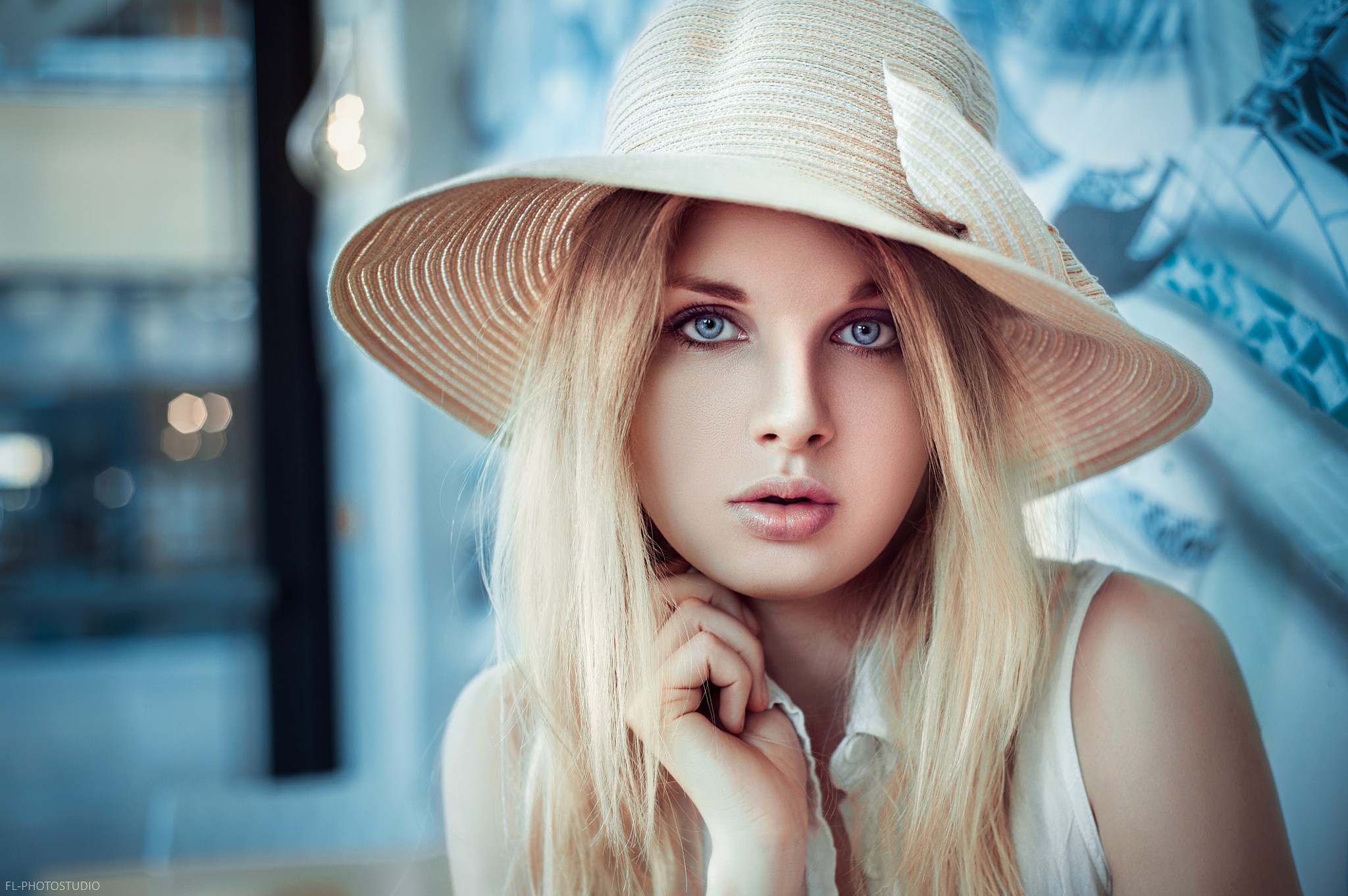 People 2048x1362 women photography depth of field blonde blue eyes millinery looking at viewer Lods Franck makeup hat women with hats dyed hair model