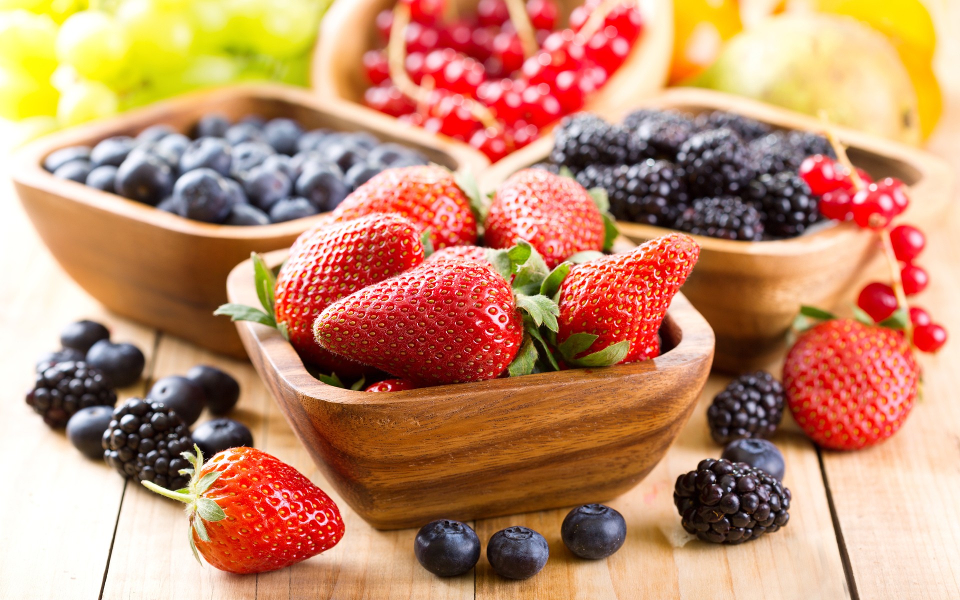General 1920x1200 food lunch closeup fruit wooden surface strawberries blackberries blueberries bowls berries