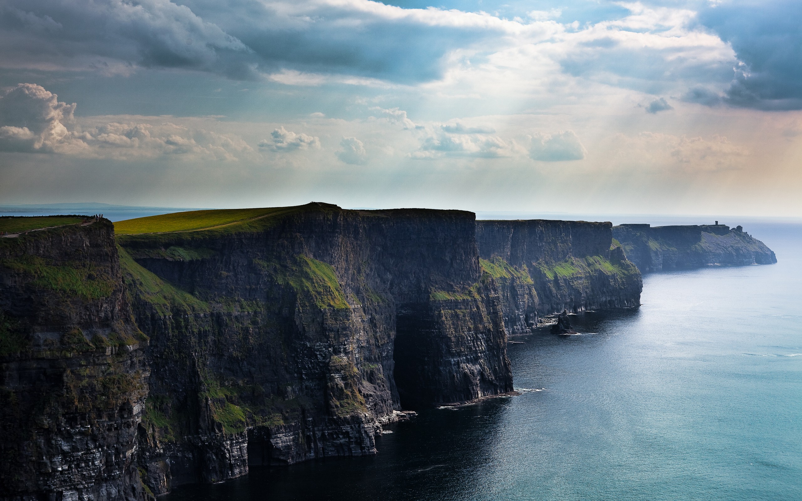 General 2560x1600 cliff nature Ireland clouds sea Cliffs of Moher