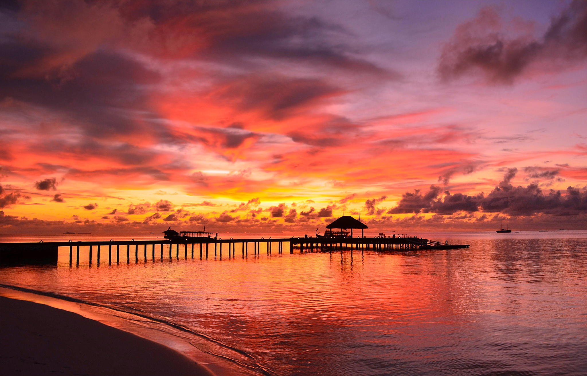 General 2048x1311 sea clouds sky orange sky colorful sunlight pier beach outdoors low light