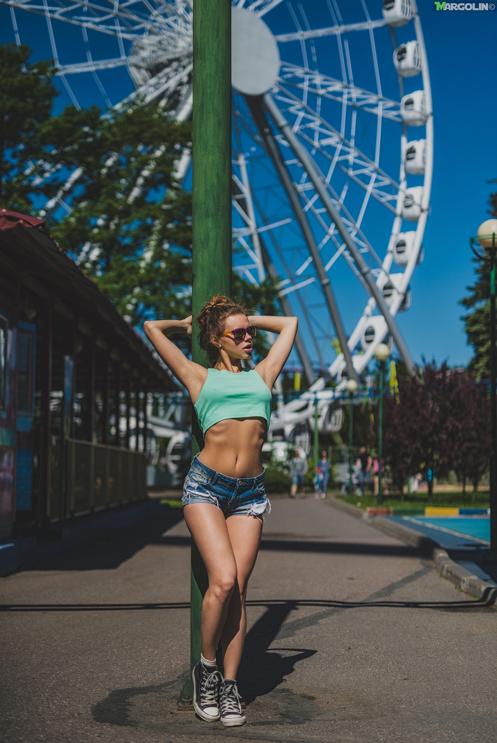 People 1600x2390 women T-shirt jean shorts women with glasses looking away sneakers armpits Aleksandr Margolin women outdoors ferris wheel belly slim body women with shades sunglasses arms up urban