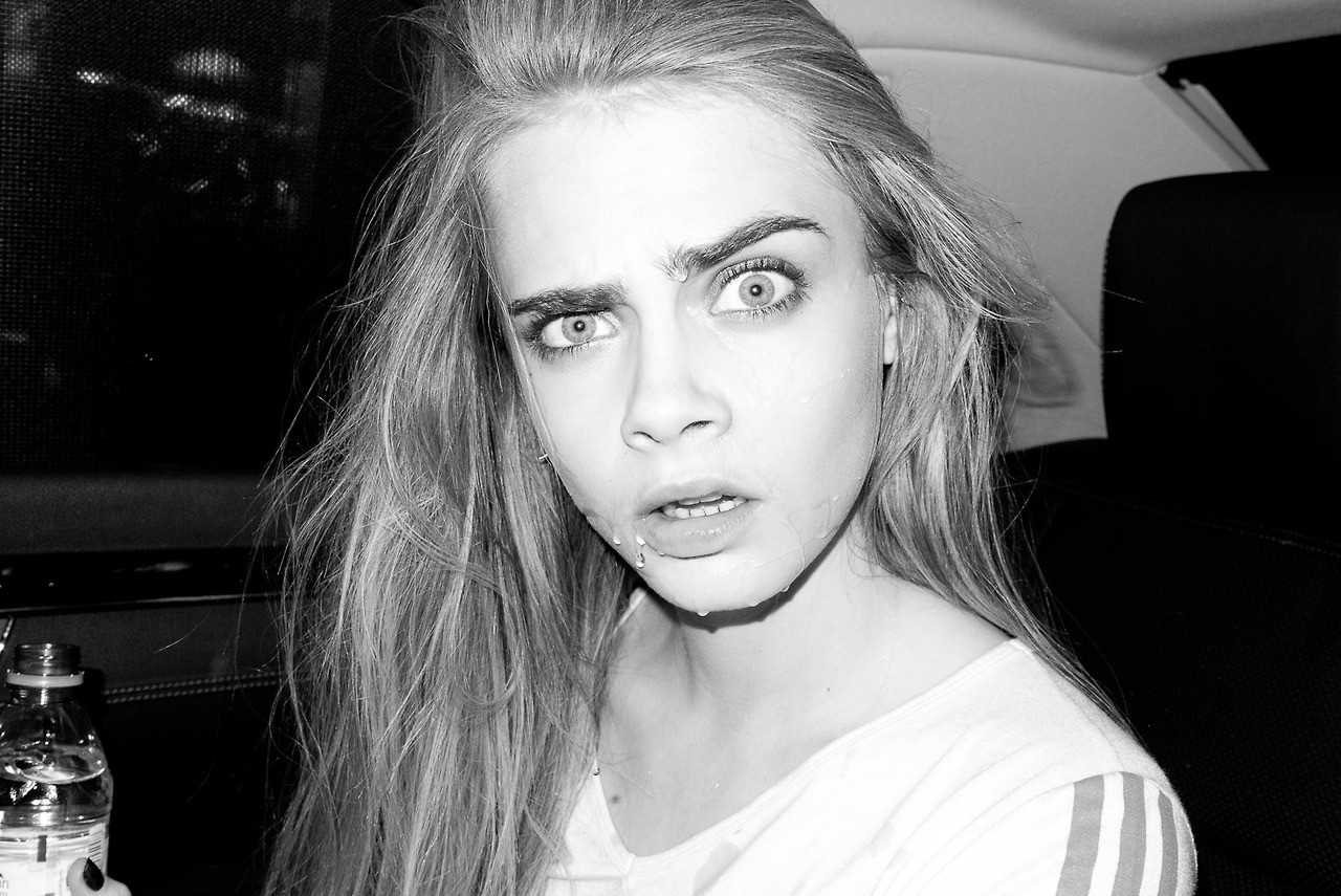 People 1280x855 Cara Delevingne women model actress face closeup parted lips wacky British women British model car women with cars car interior bottles looking at viewer wet body painted nails monochrome