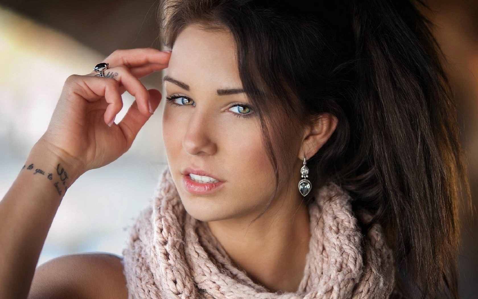People 1680x1050 women brunette Anja Zeidler green eyes tattoo scarf makeup looking at viewer inked girls rings closeup