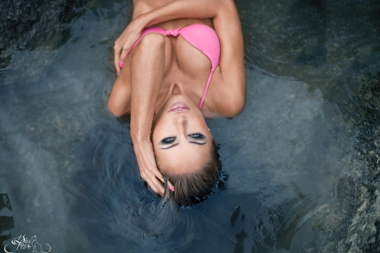 People 1280x853 water women brunette bikini Miss Fiksa Galinka Mirgaeva boobs makeup pink bra bra women outdoors outdoors looking up watermarked upside down