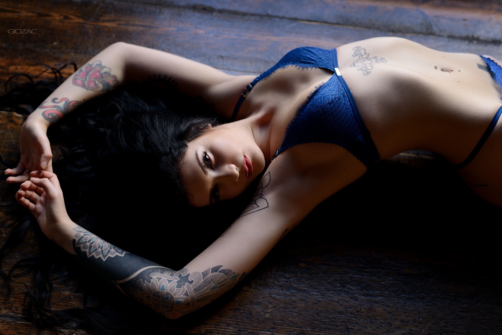 People 2048x1367 women Giovanni Zacche blue lingerie armpits belly tattoo on the floor arched back lying on back looking at viewer pierced navel Bobonco Suicide