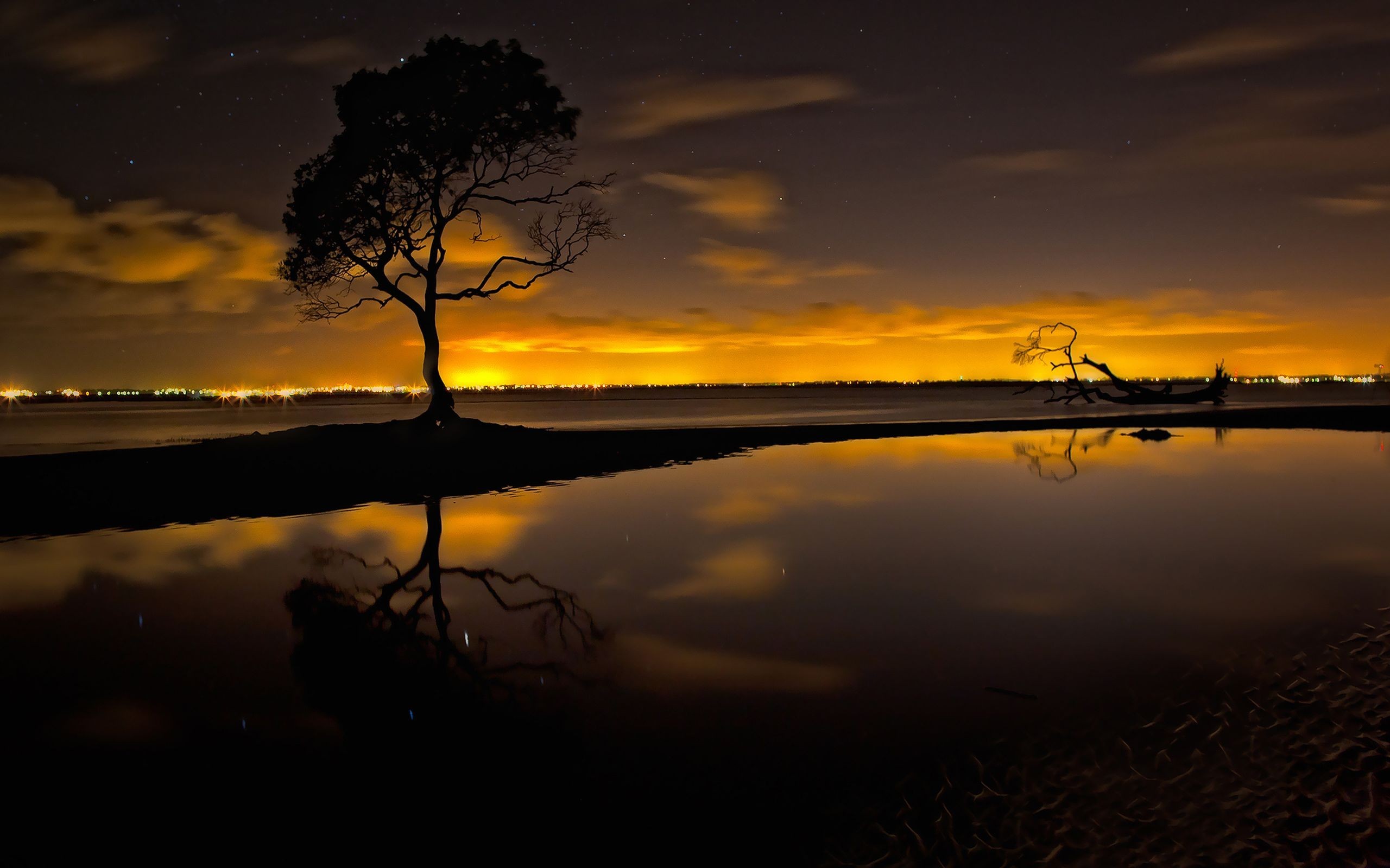 General 2560x1600 trees alone water clouds sunset photography outdoors sky reflection sunlight dark