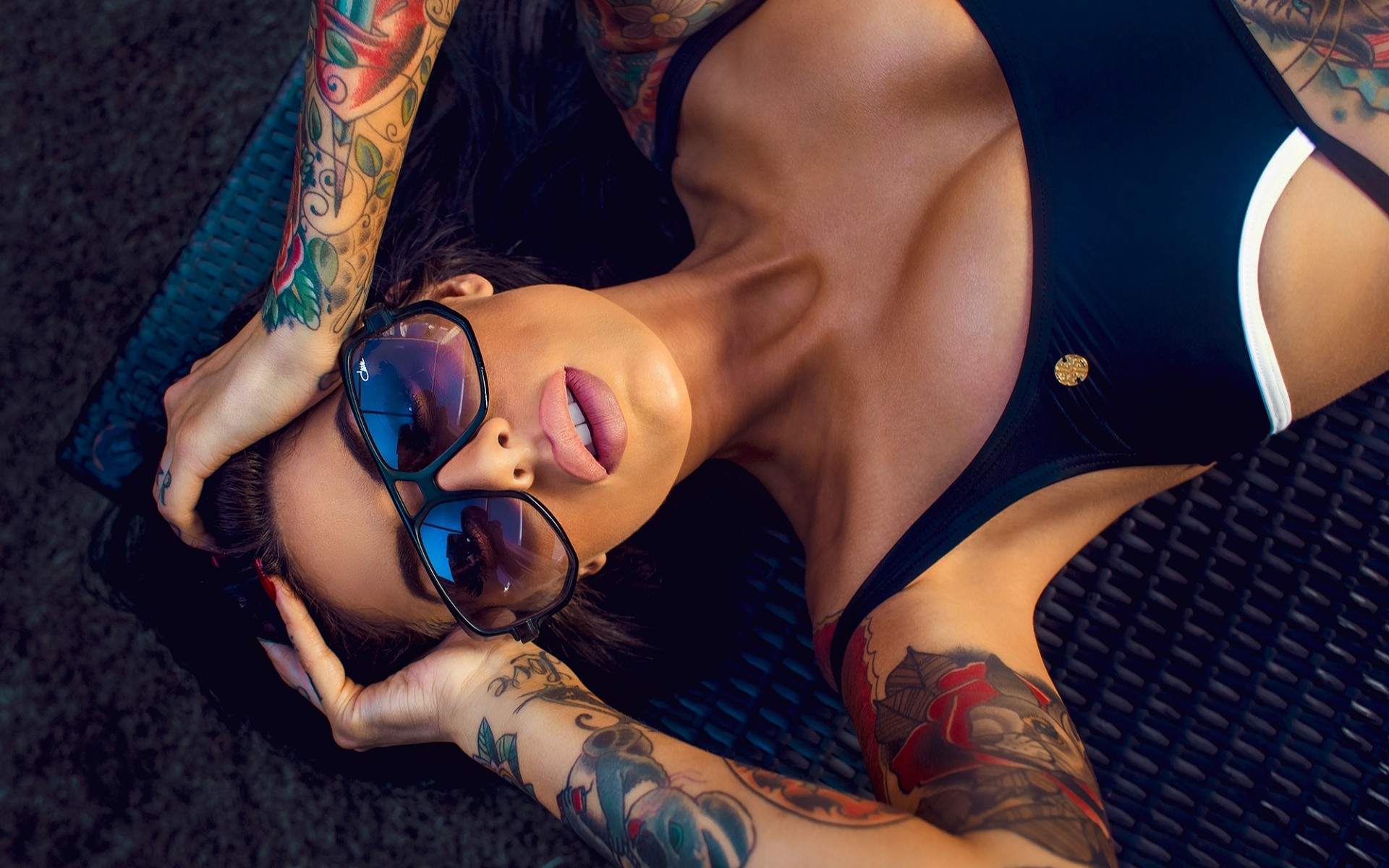 People 1920x1200 women with glasses tattoo glasses women boobs model