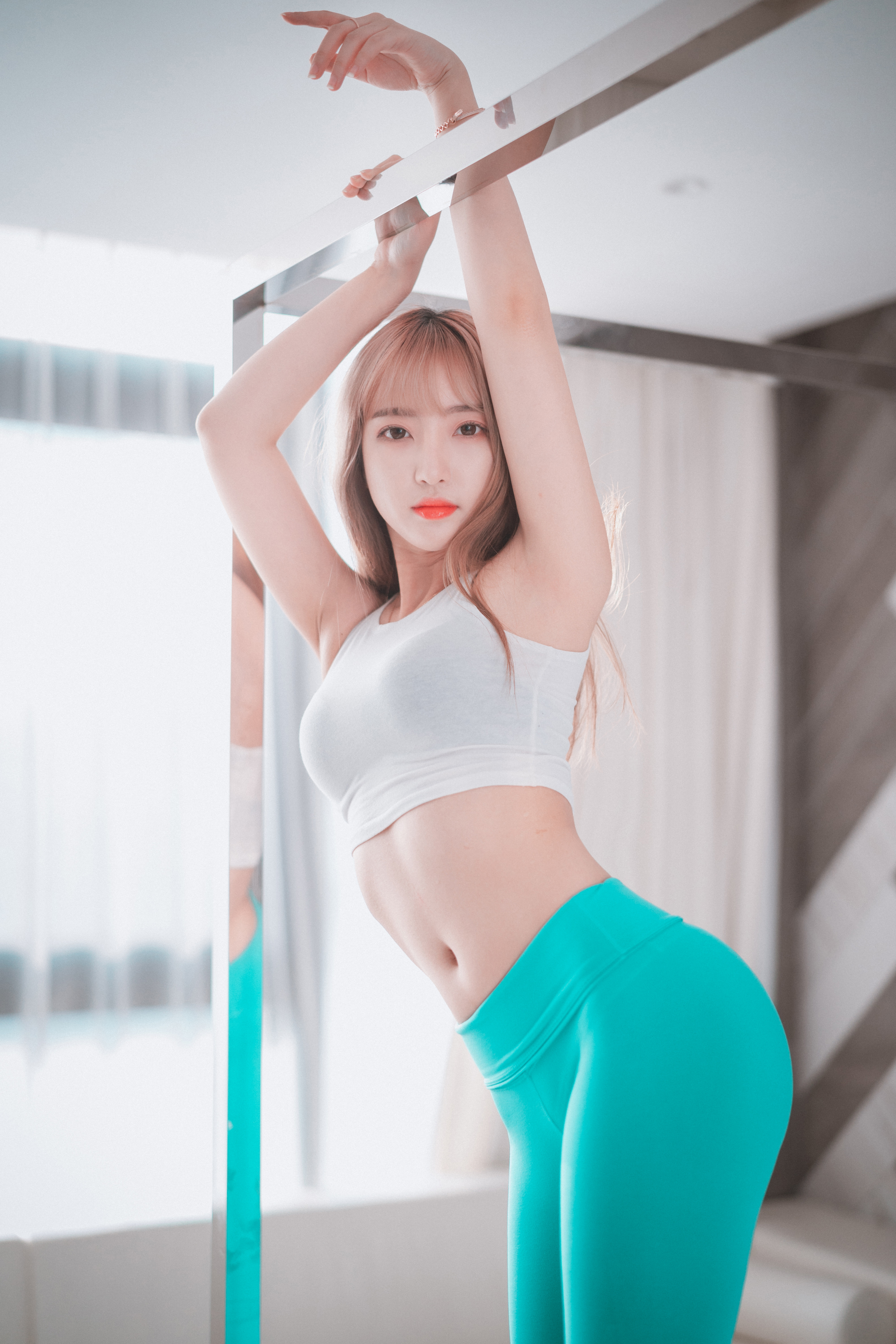 People 2667x4000 women model Asian Ha Nari DJAWA sportswear white tops sports leggings Korean women women indoors belly