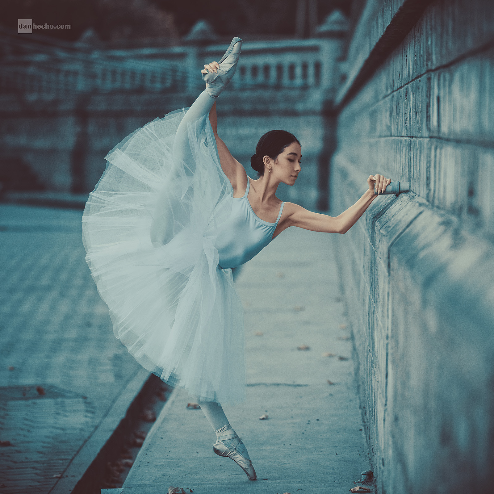 People 1600x1600 Dan Hecho women ballerina dark hair hairbun dress white clothing flexible stretching outdoors blue ballet slippers pointed toes