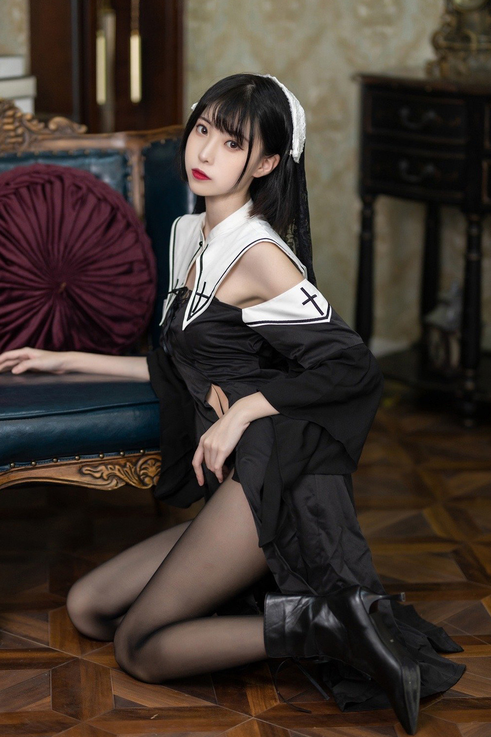 People 1000x1500 Asian women nun outfit stockings high heels Xu Lan