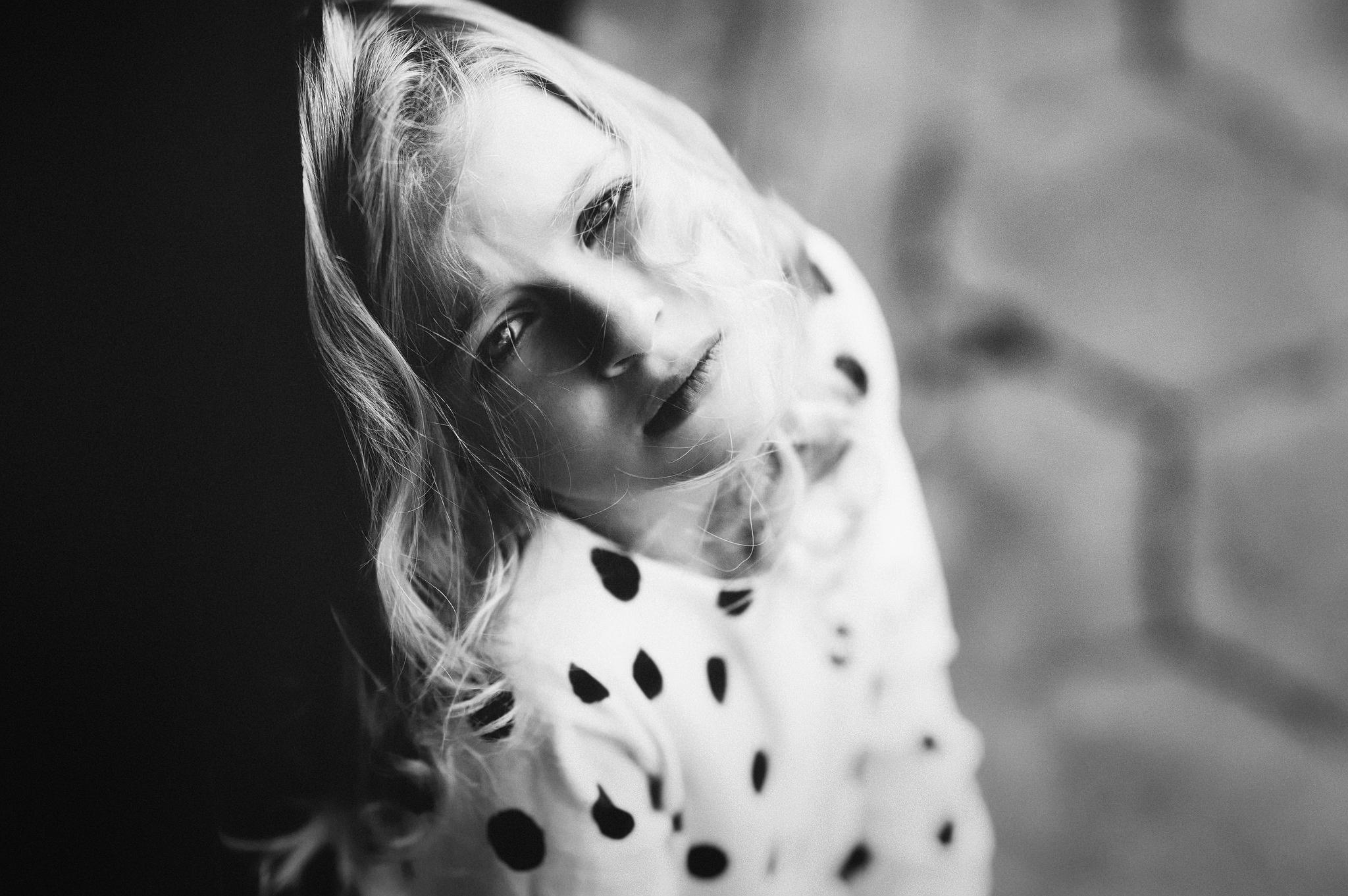 People 2048x1362 model depth of field portrait blonde looking at viewer photography children monochrome