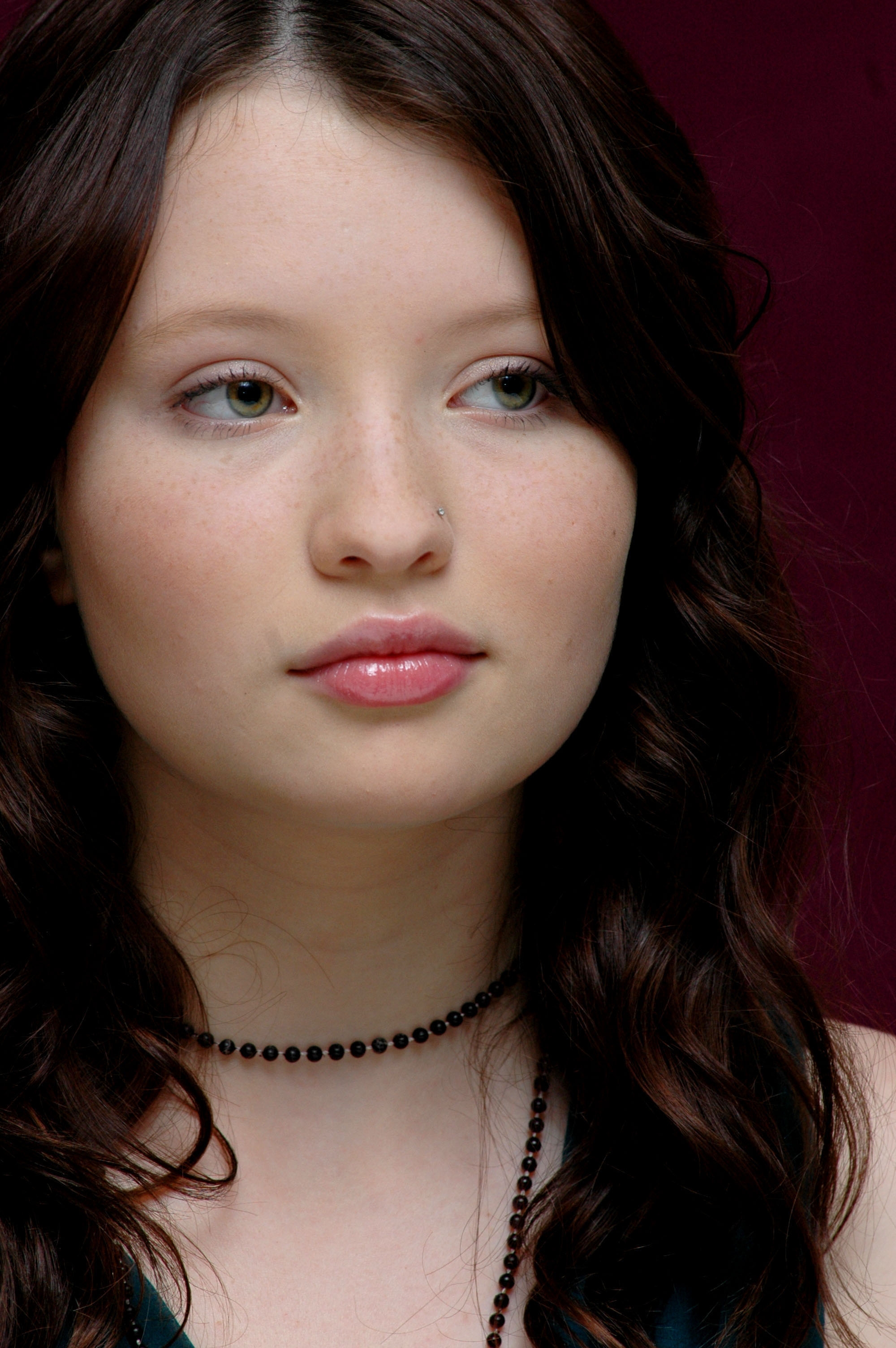 People 2000x3008 Emily Browning face lips women celebrity actress brunette