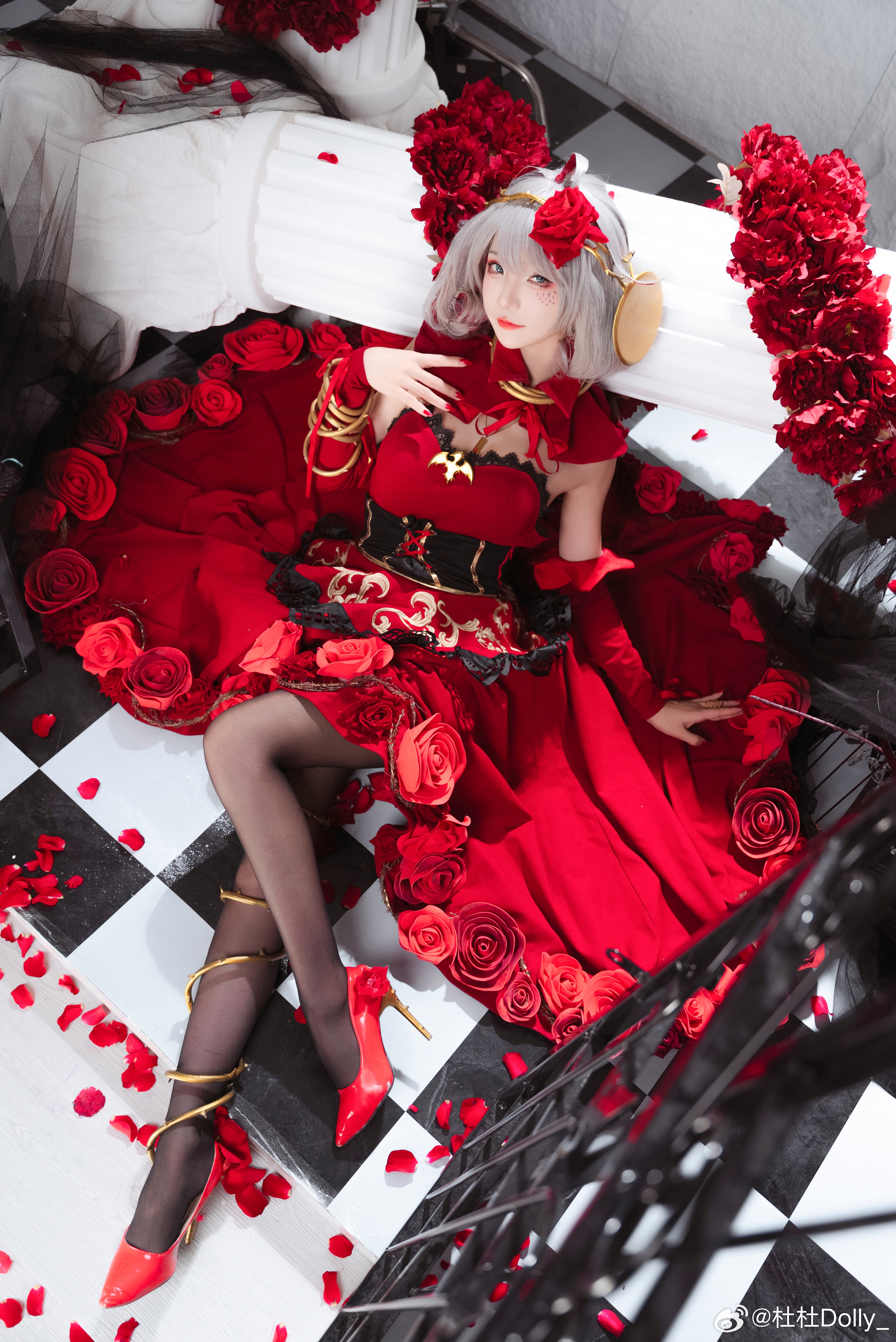 People 2832x4240 cosplay Asian women Takt Op. Destiny looking at viewer short hair gray hair blue eyes watermarked Weibo lying down lying on back flower in hair rose indoors women indoors checkered red dress closed mouth smiling painted nails red nails petals pantyhose portrait display dress Cosette anime girls anime