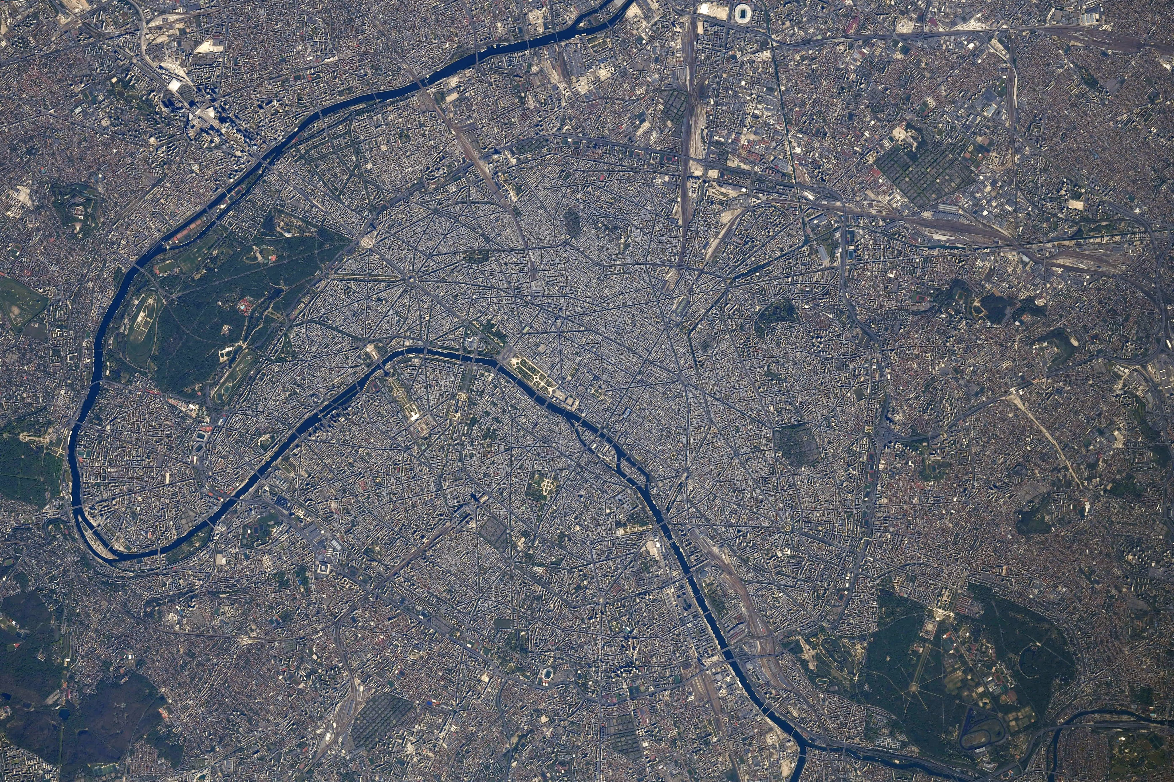 General 4096x2731 Paris satellite photo France urban city cityscape satellite imagery top view aerial view